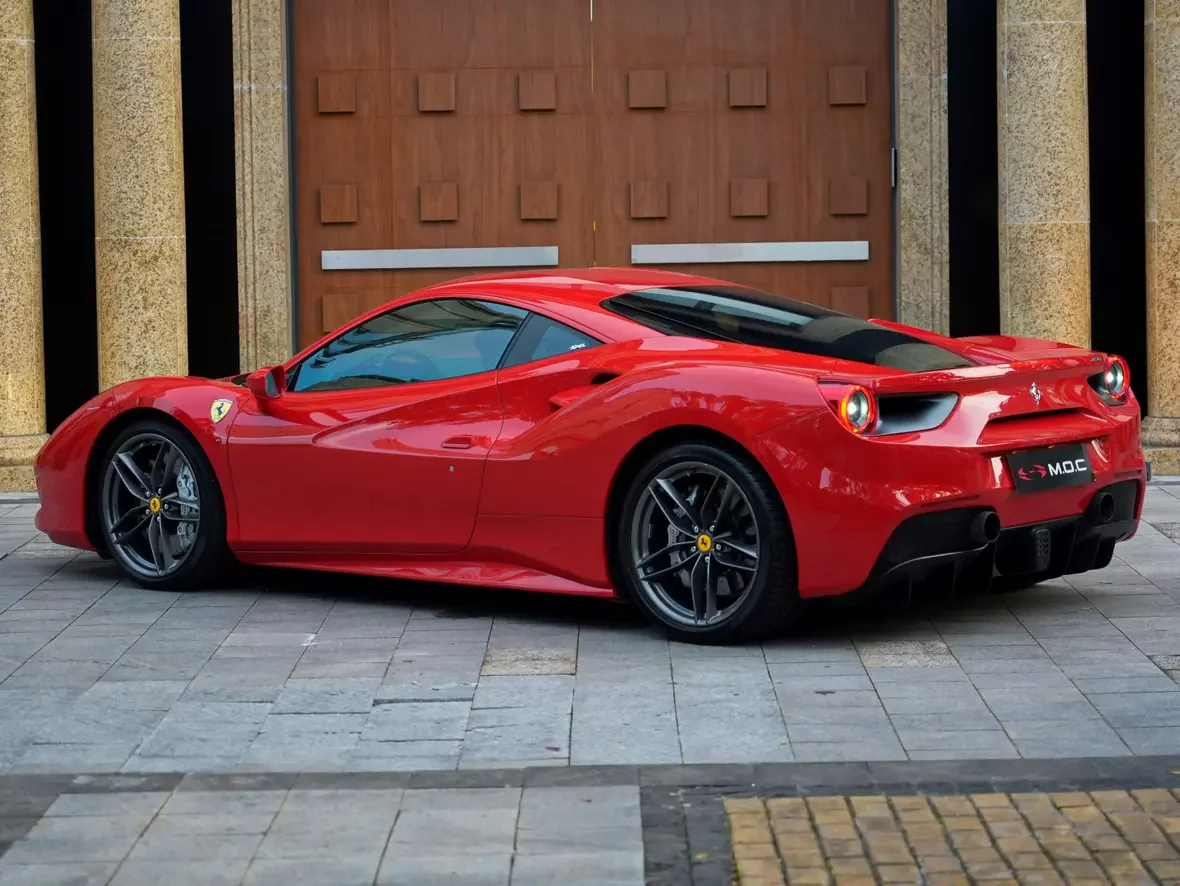 Ferrari 488