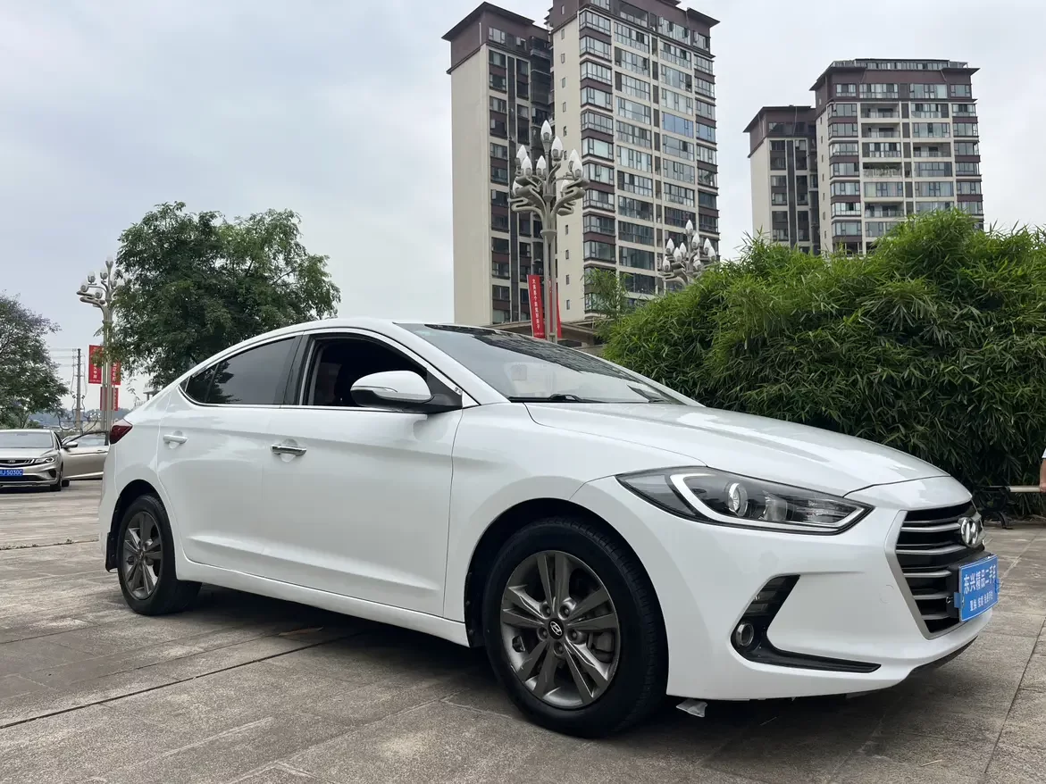 Hyundai lead