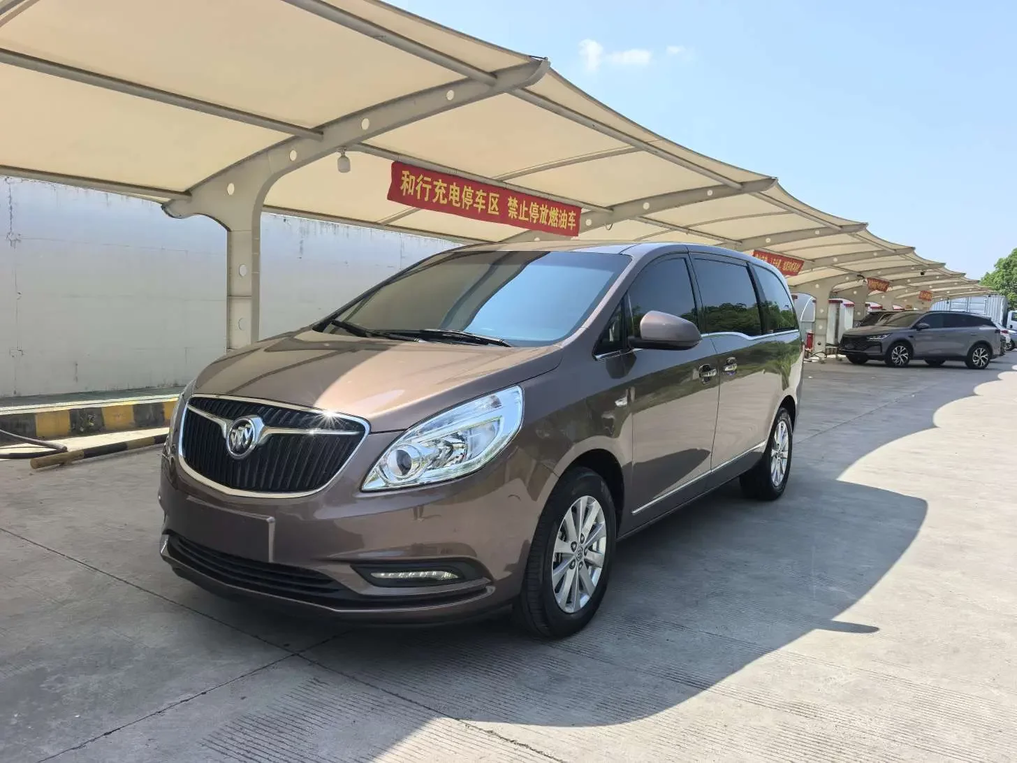 Buick GL8
