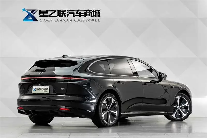 NIO ET5T