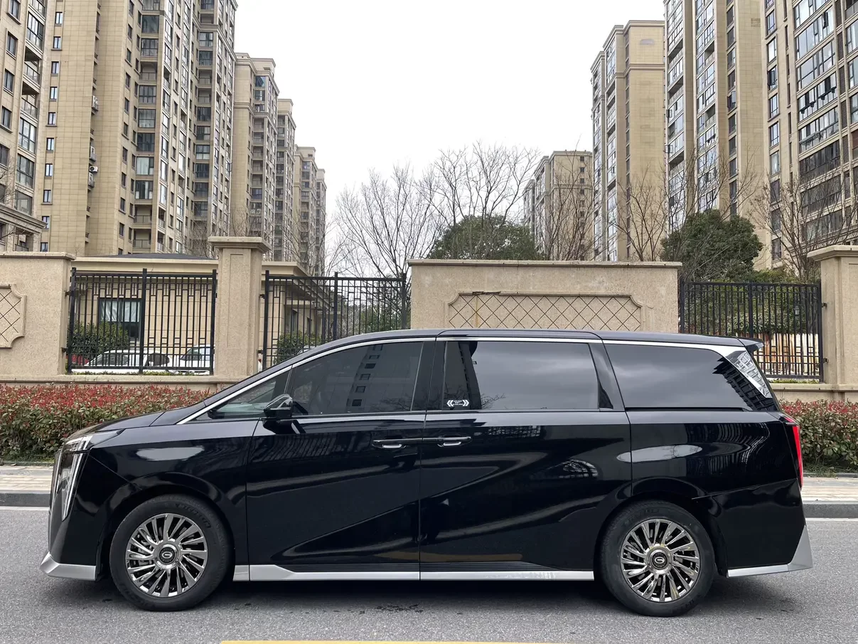 GAC Trumpchi M8