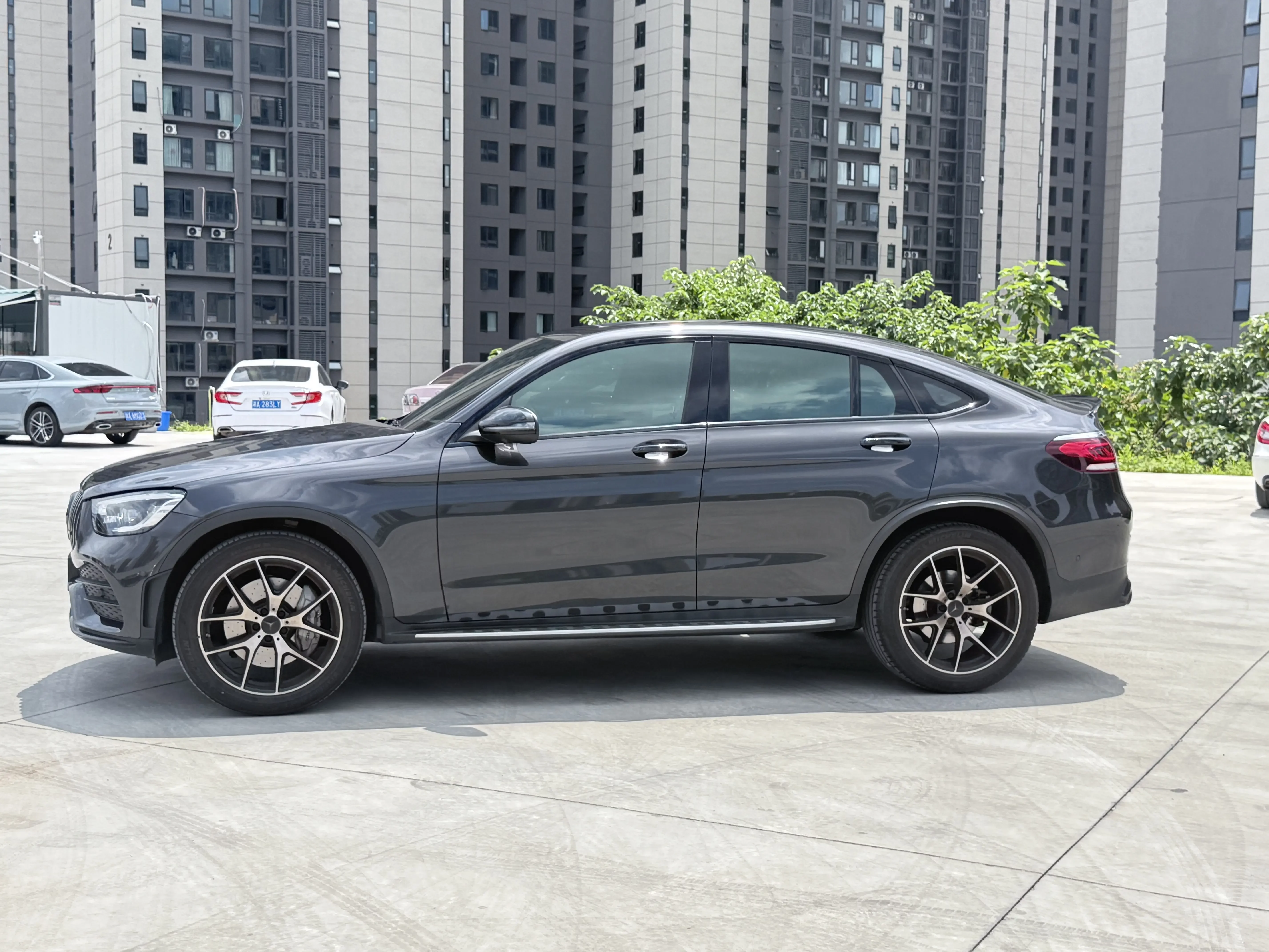 Mercedes-Benz GLC AMG