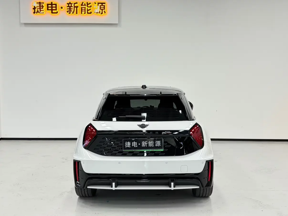 MINI ELECTRIC  COOPER