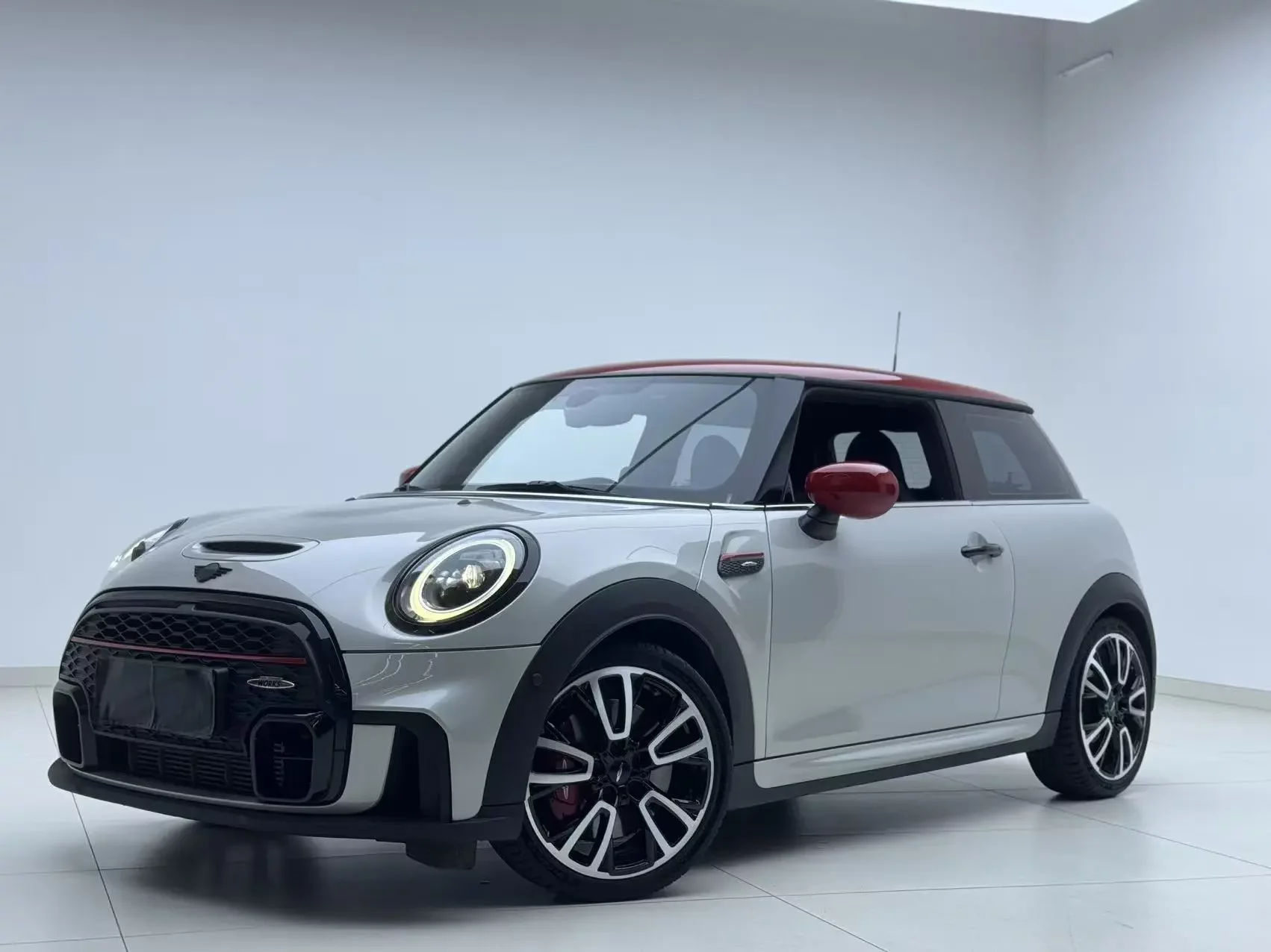 MINI JCW