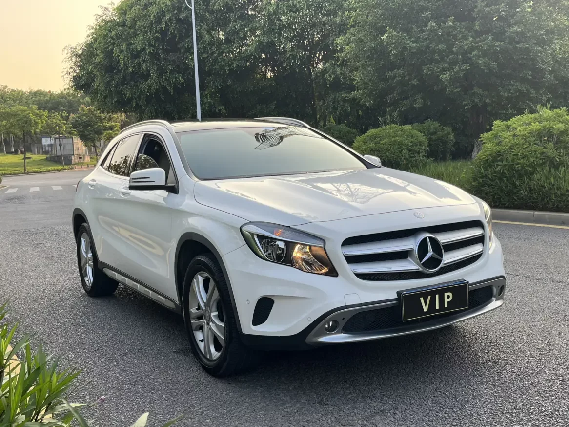 Mercedes-Benz GLA