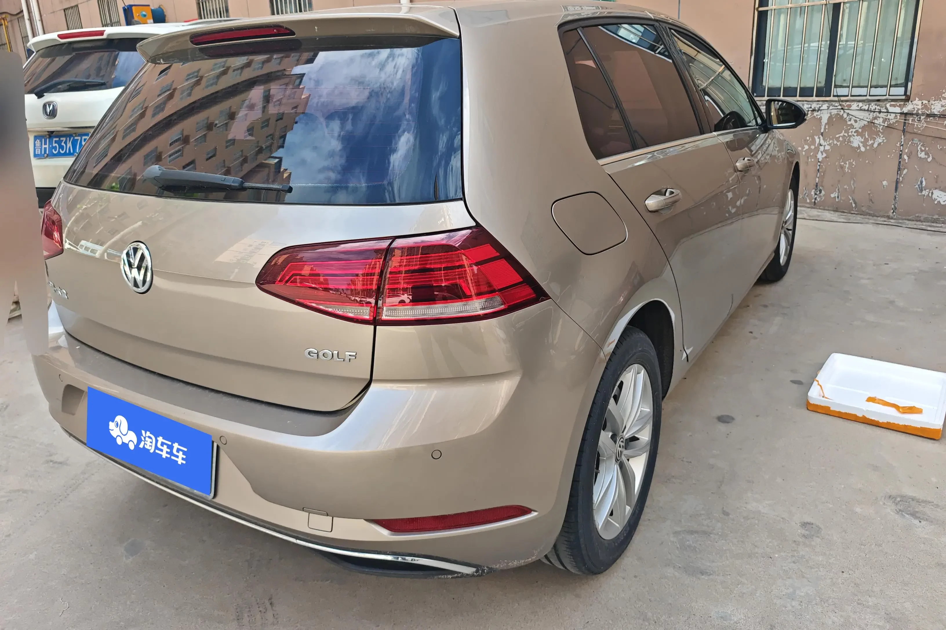 Volkswagen golf