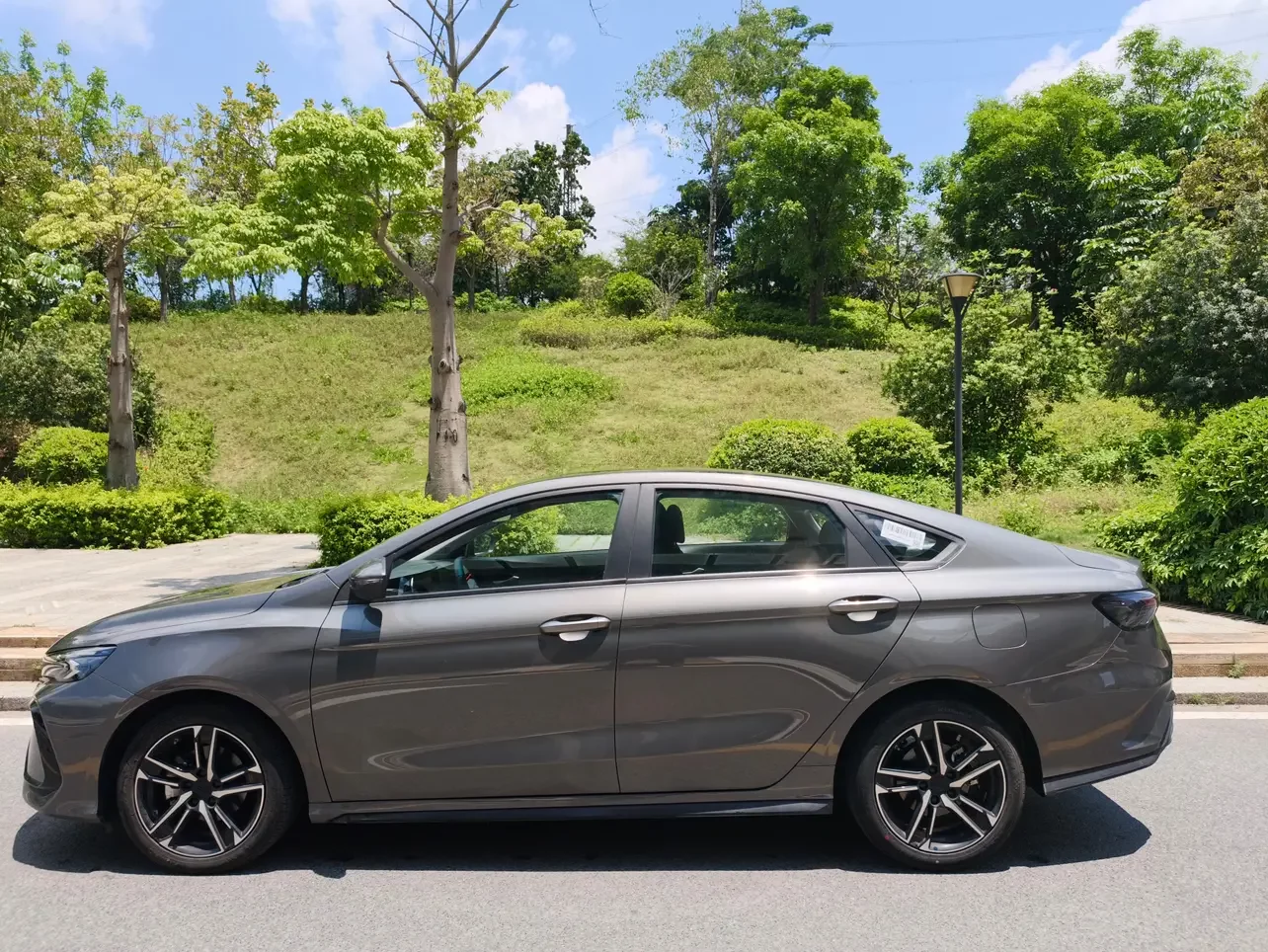 Geely Binrui