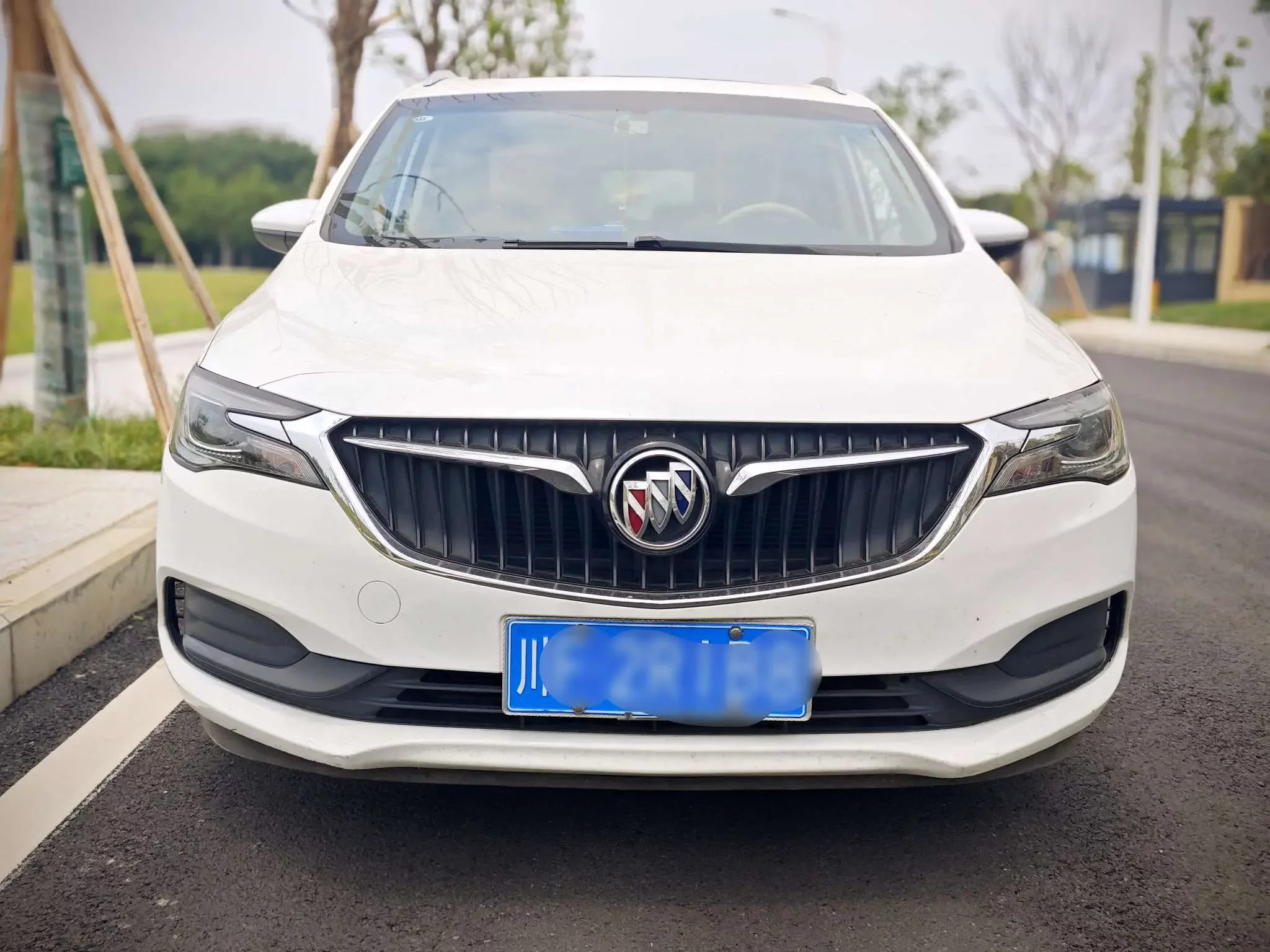 Buick GL6