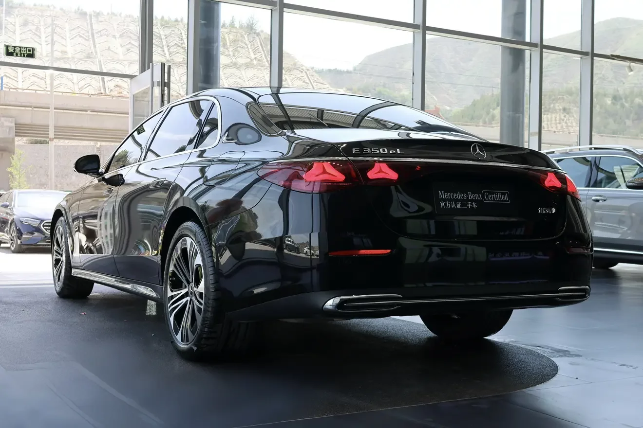 Mercedes-Benz E-Class PHEV