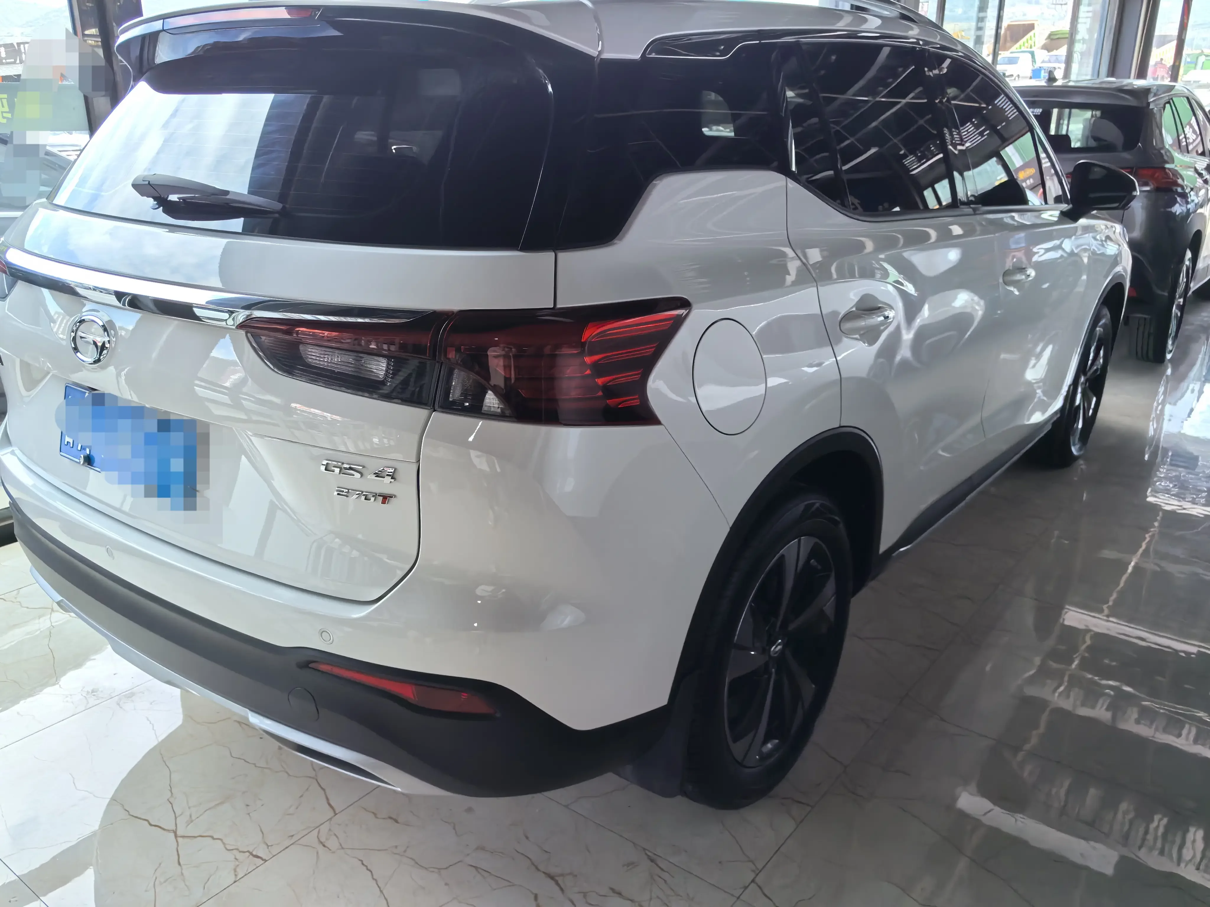 GAC Trumpchi GS4