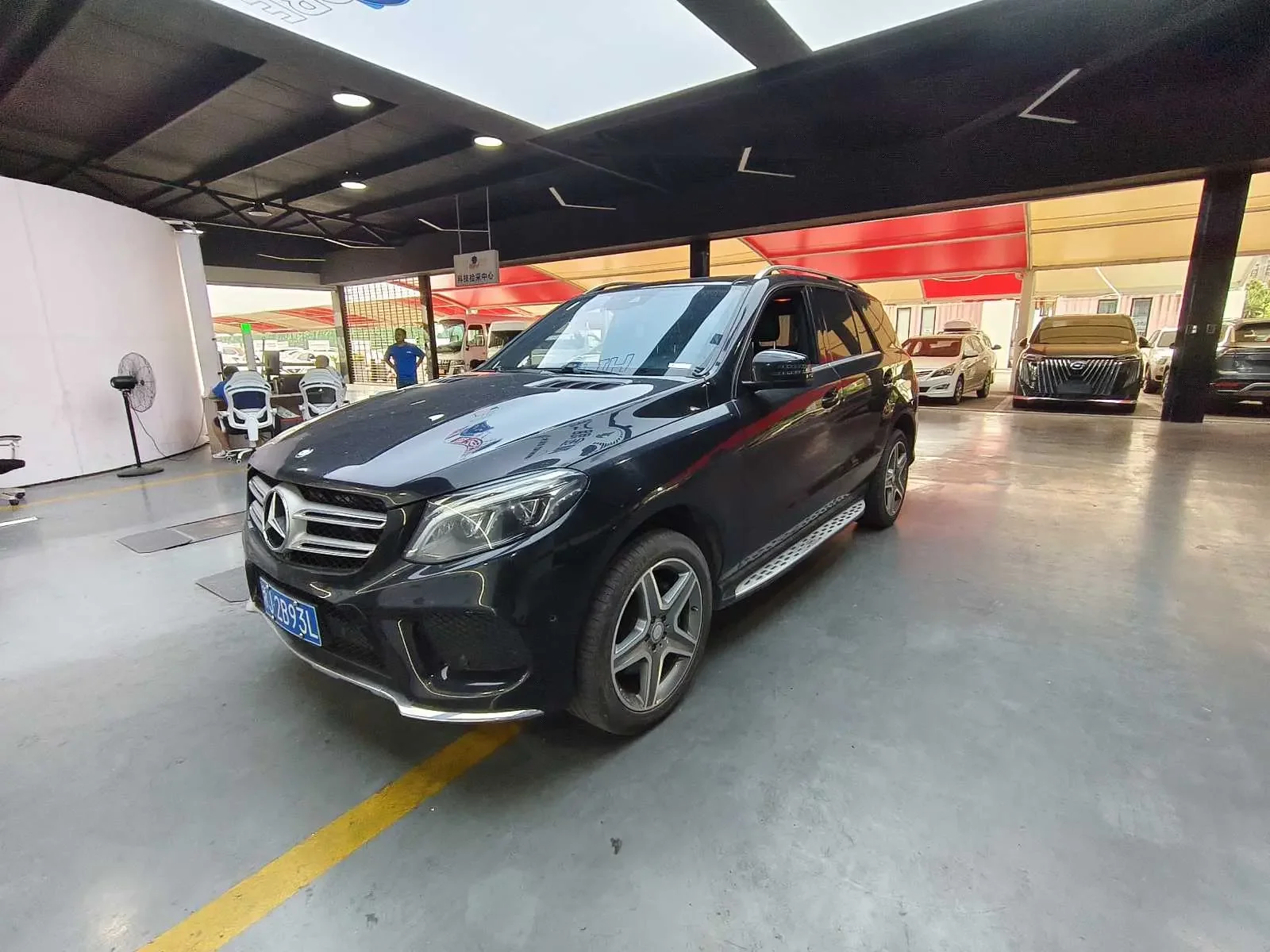 Mercedes-Benz GLE (Imported)
