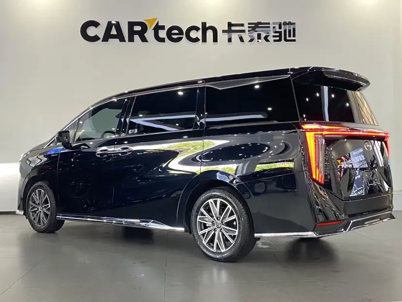 GAC Trumpchi M8