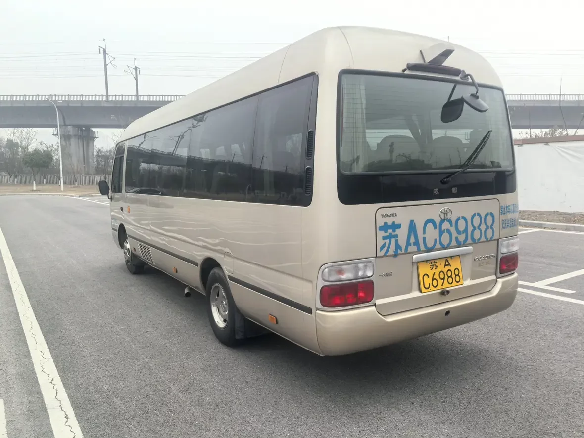 Toyota Costa