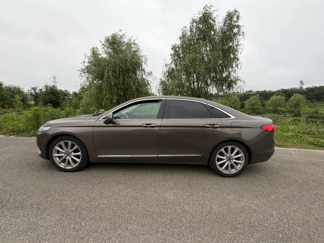 Ford Taurus
