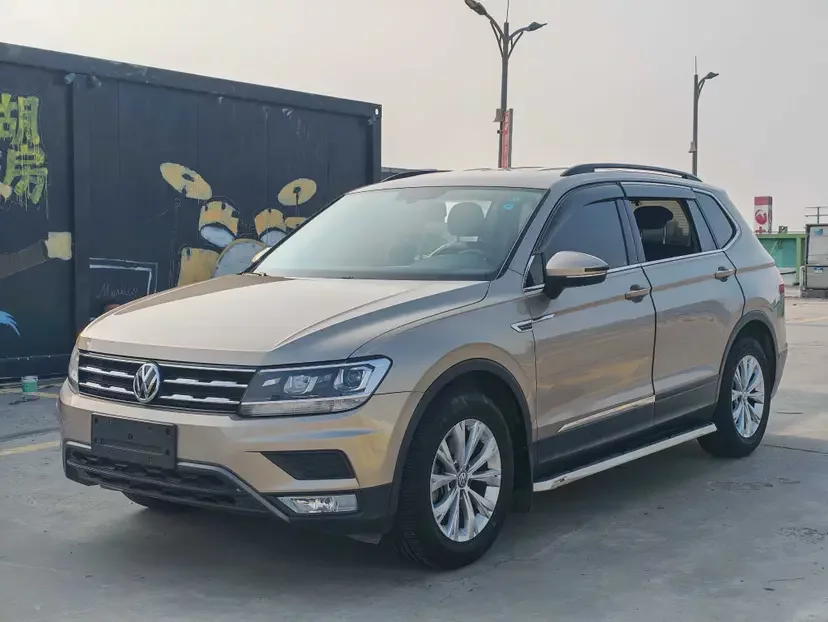 Volkswagen Tiguan L