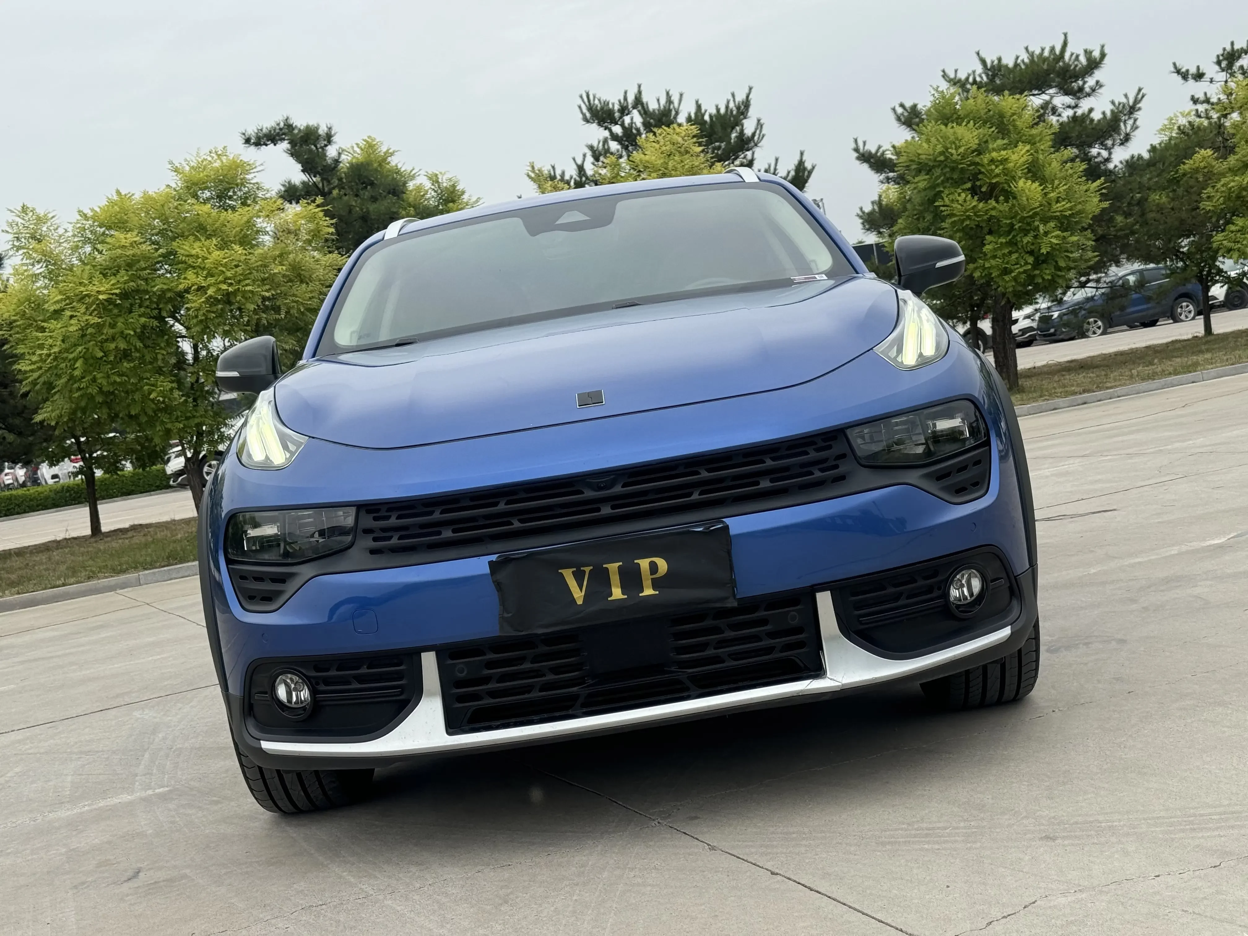 Lynk & Co 02