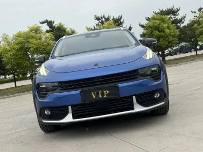 Lynk & Co 02
