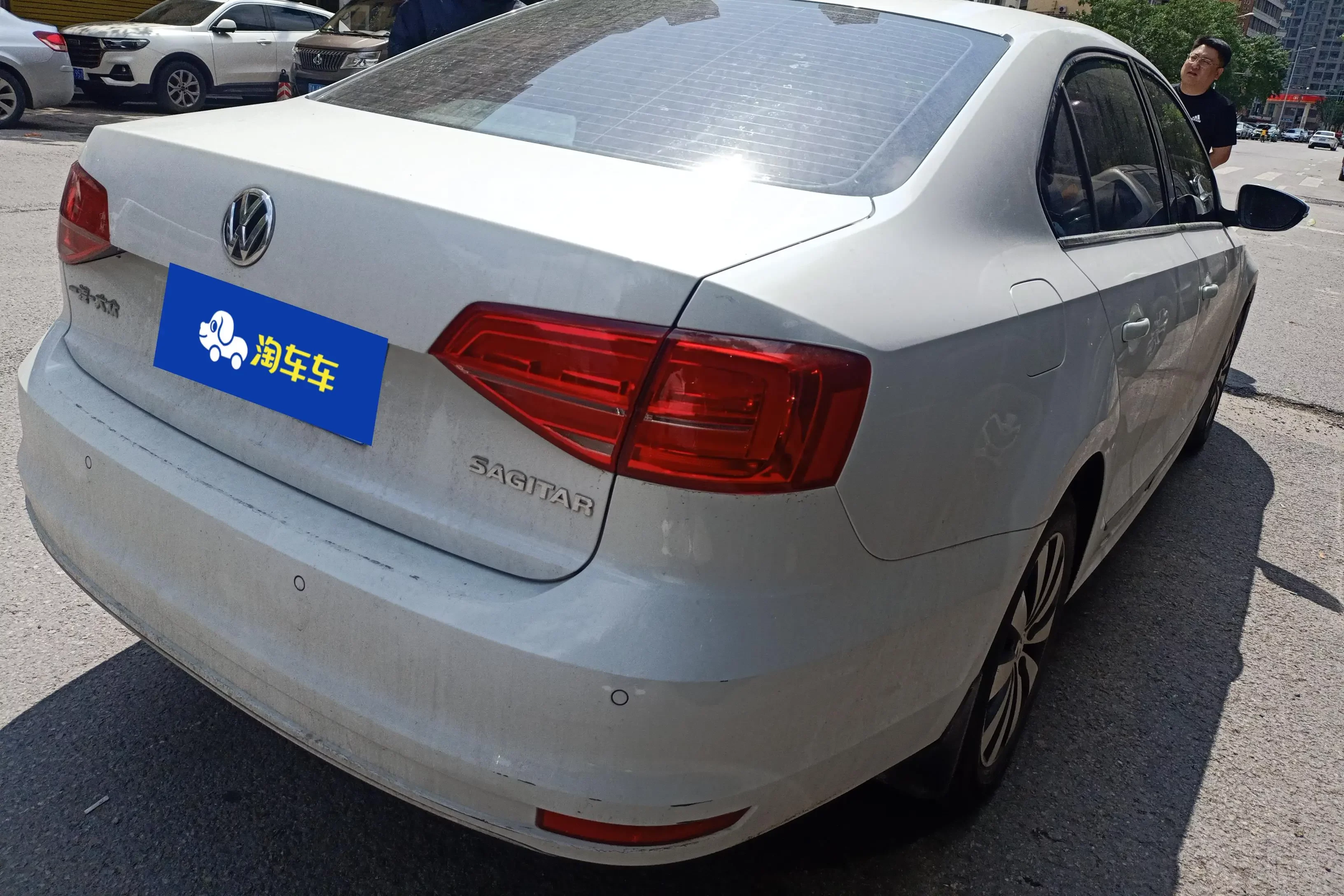 Volkswagen Sagitar