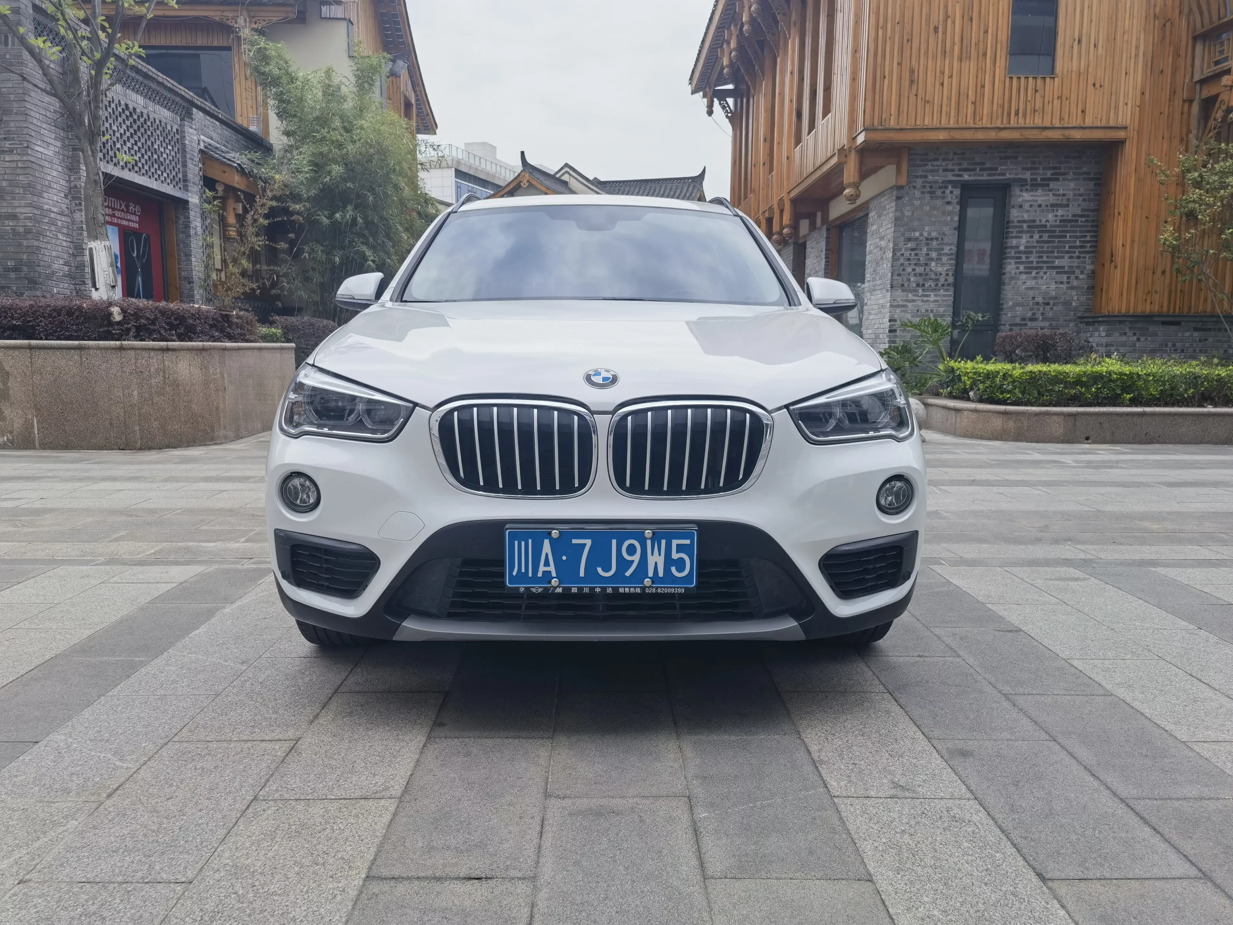 BMW X1