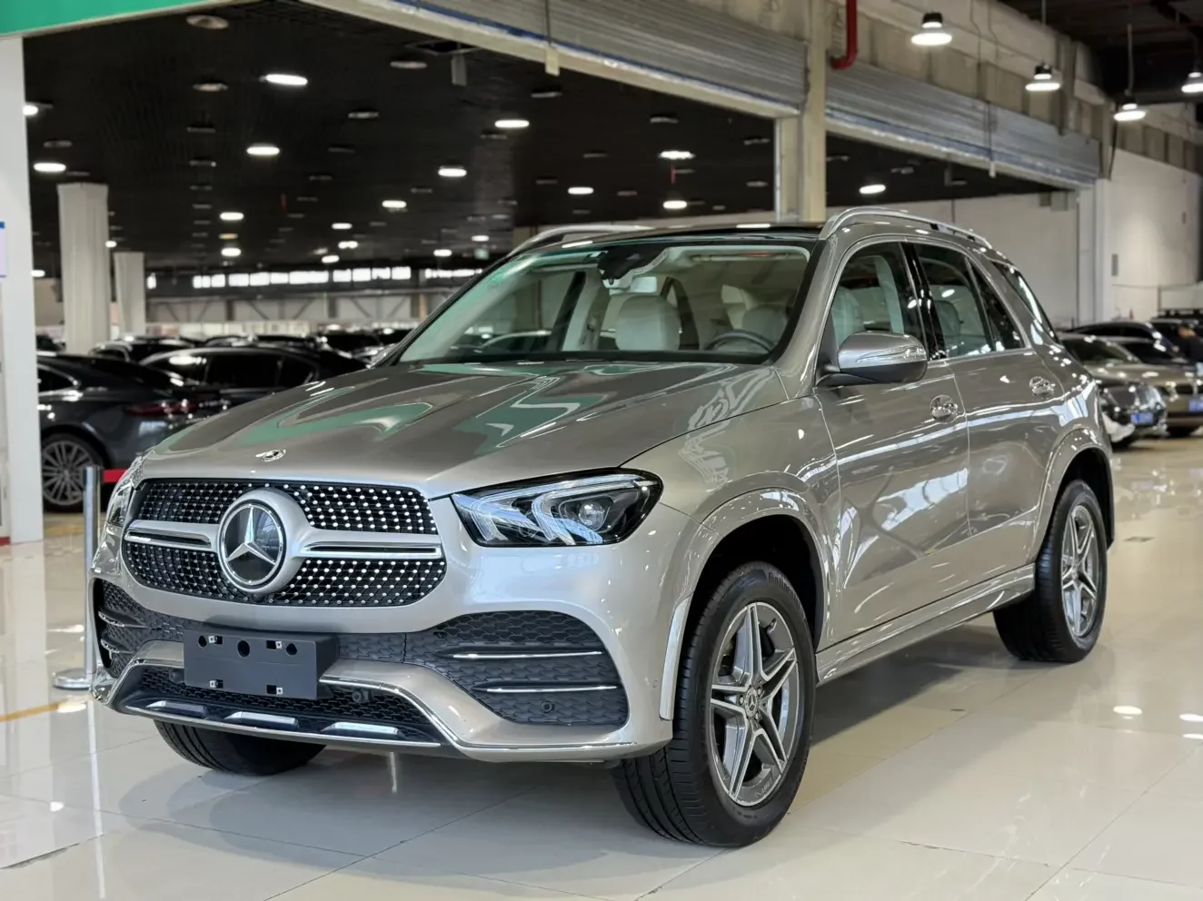 Mercedes-Benz GLE (Imported)