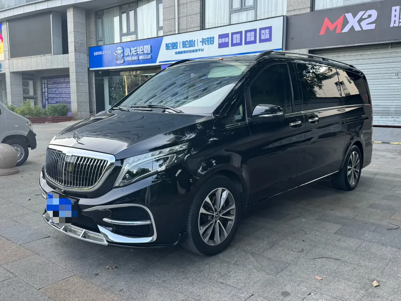 MERCEDES-BENZ V-CLASS