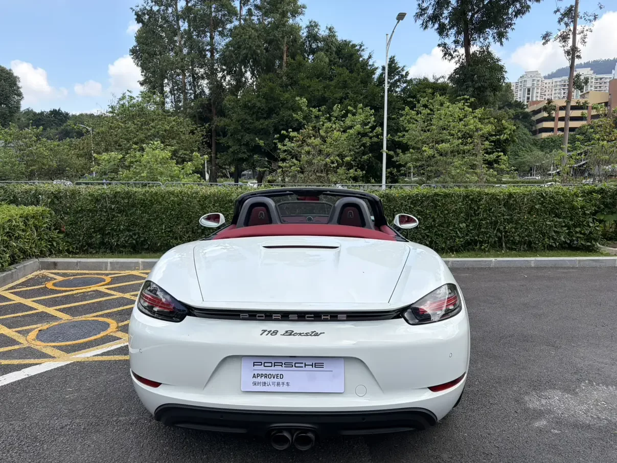 Porsche 718