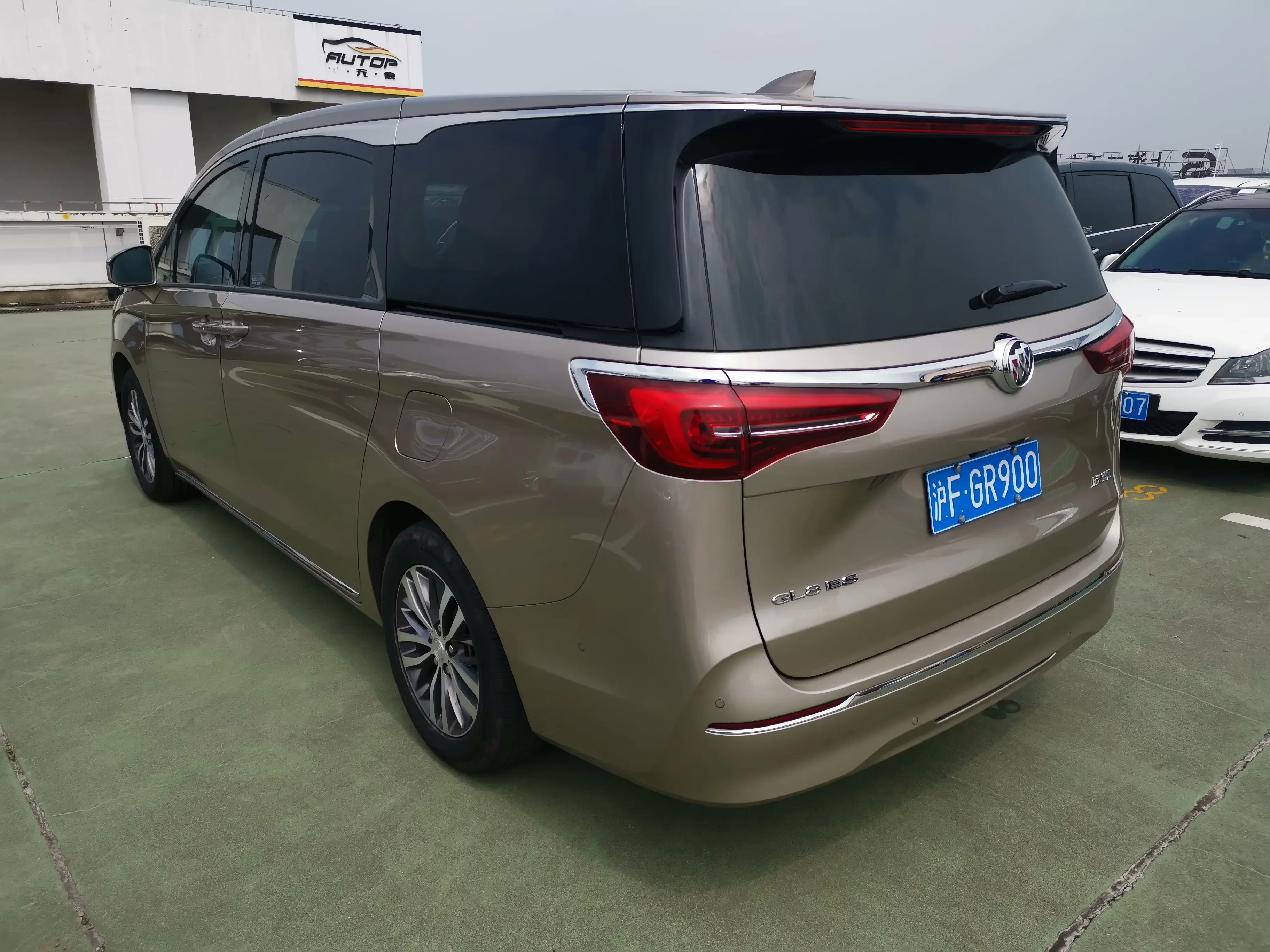 Buick GL8