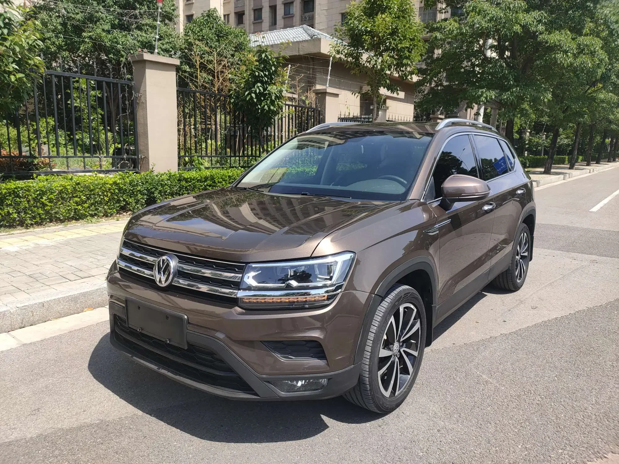 Volkswagen Tharu