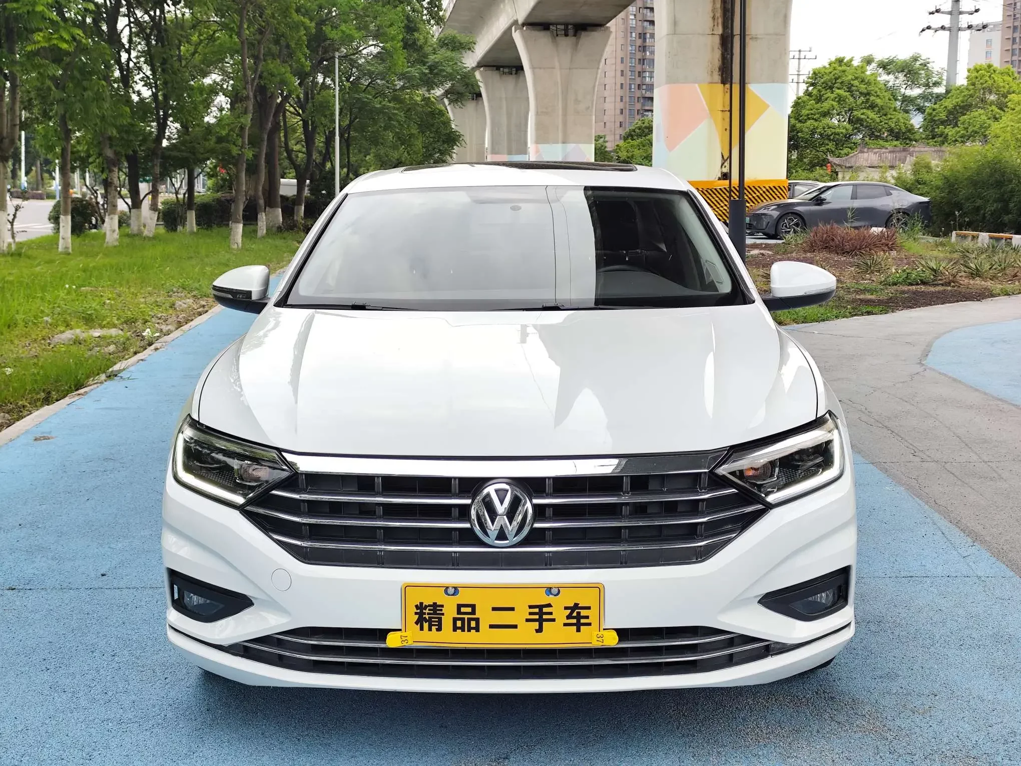 Volkswagen Sagitar