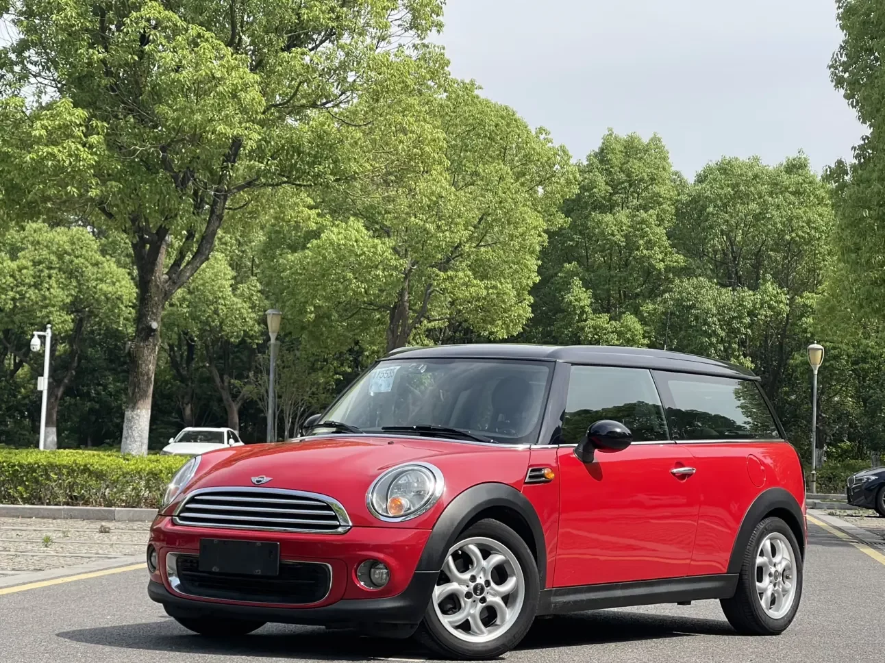 MINI CLUBMAN
