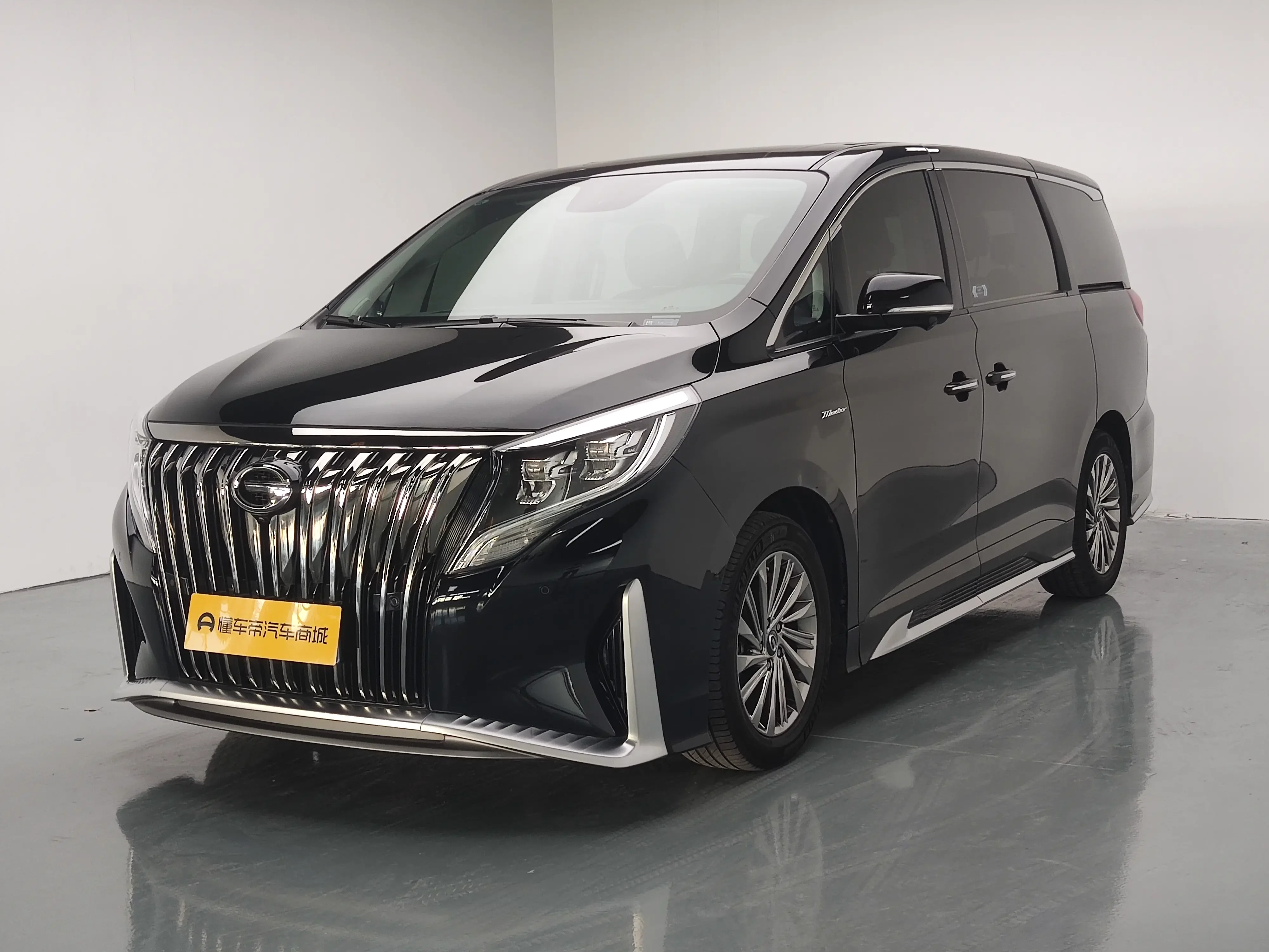GAC Trumpchi M8