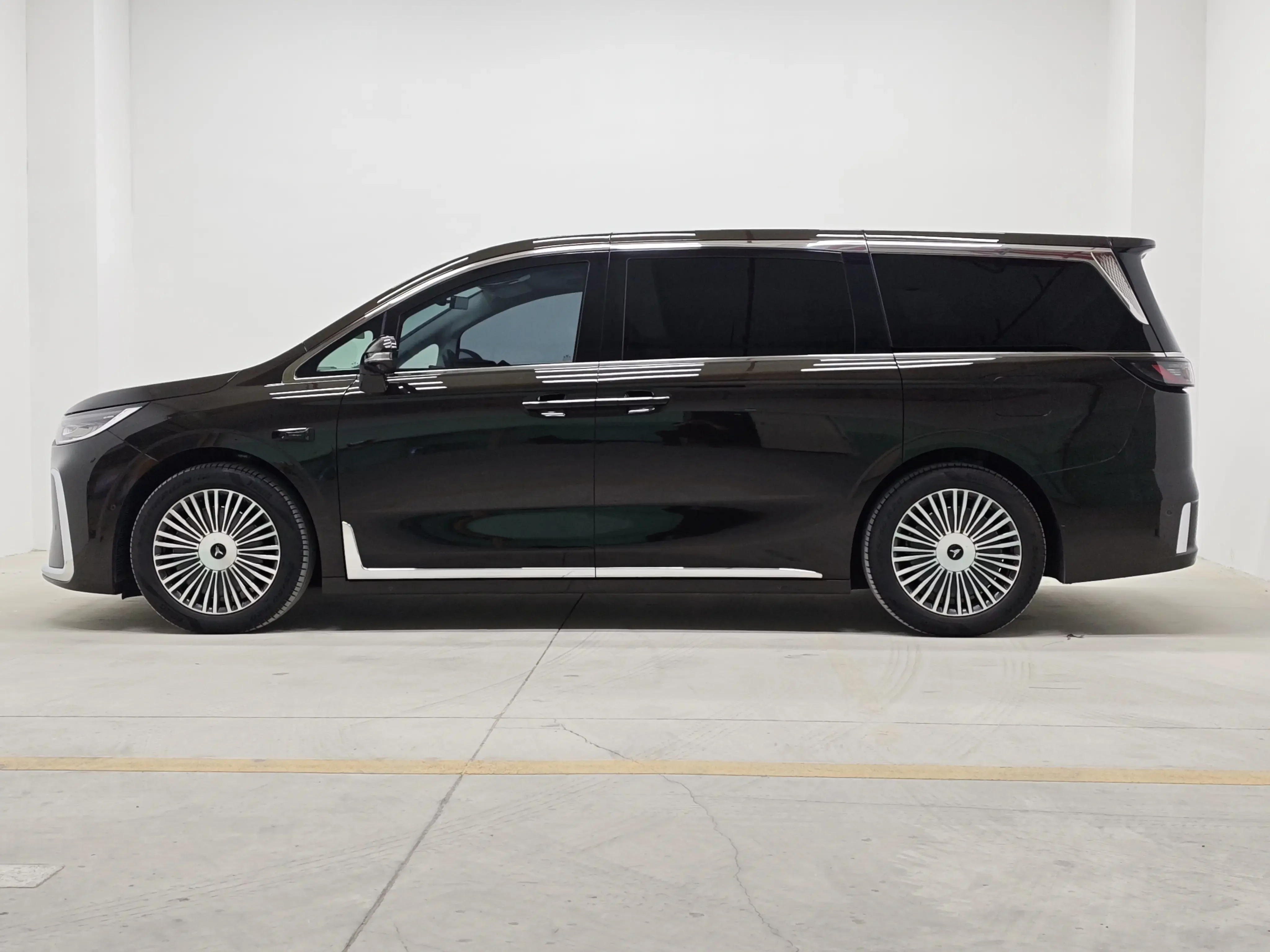 Voyah Lantu Dreamer PHEV