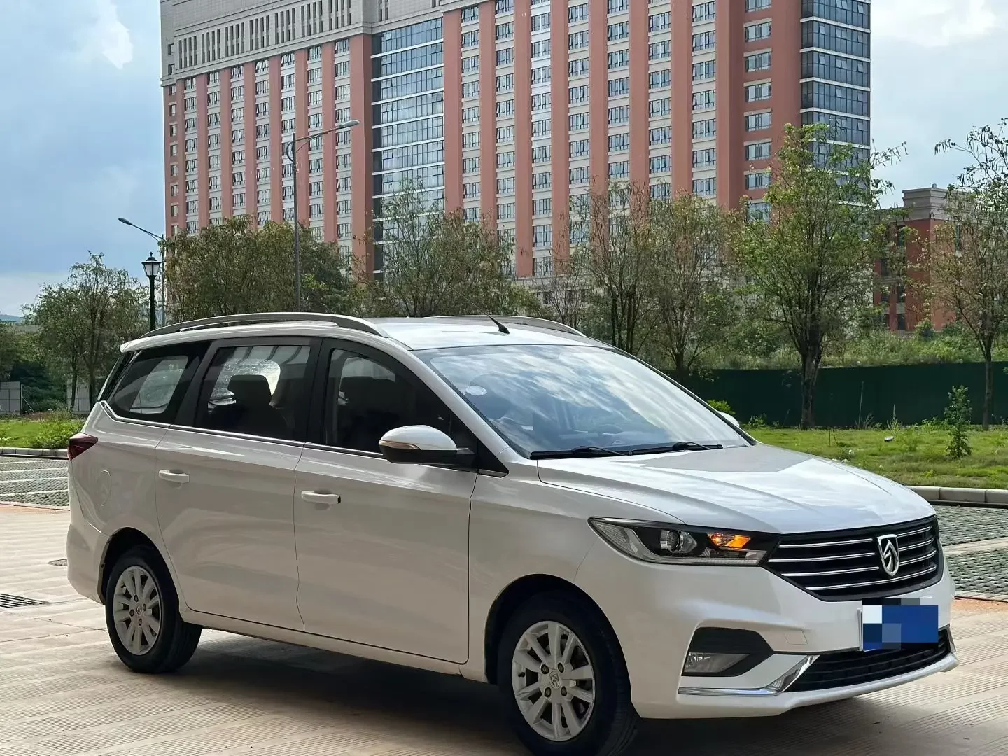 Baojun 360