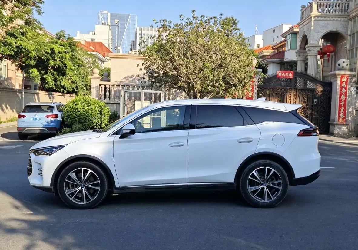 BYD Tang DM