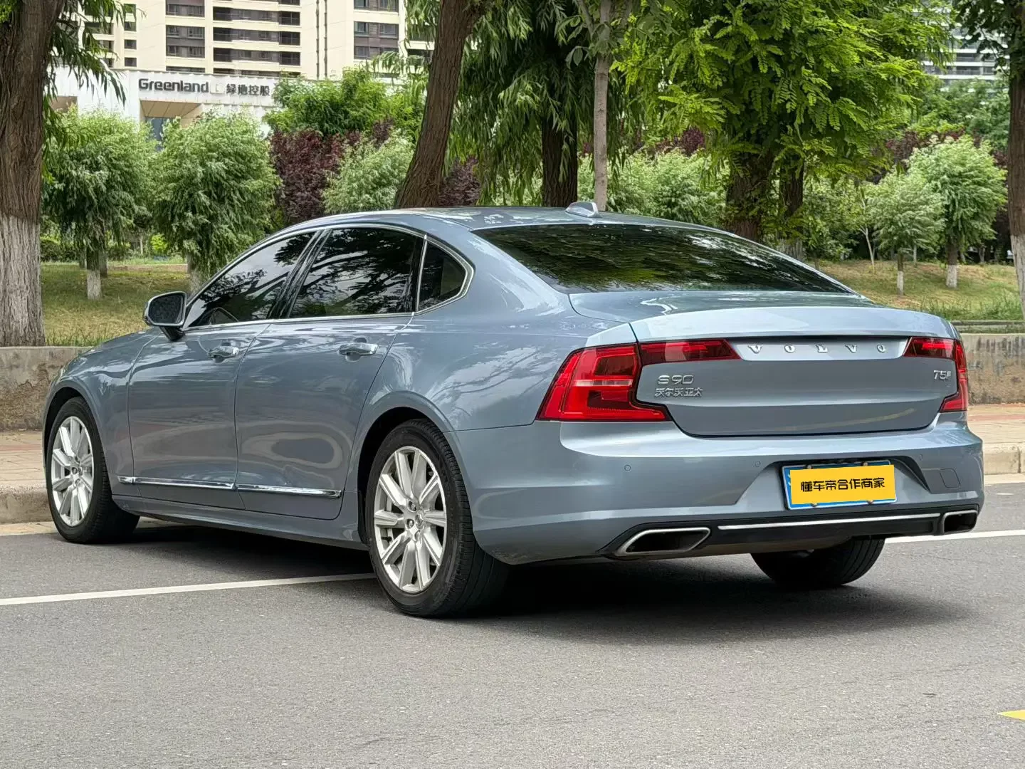 Volvo S90