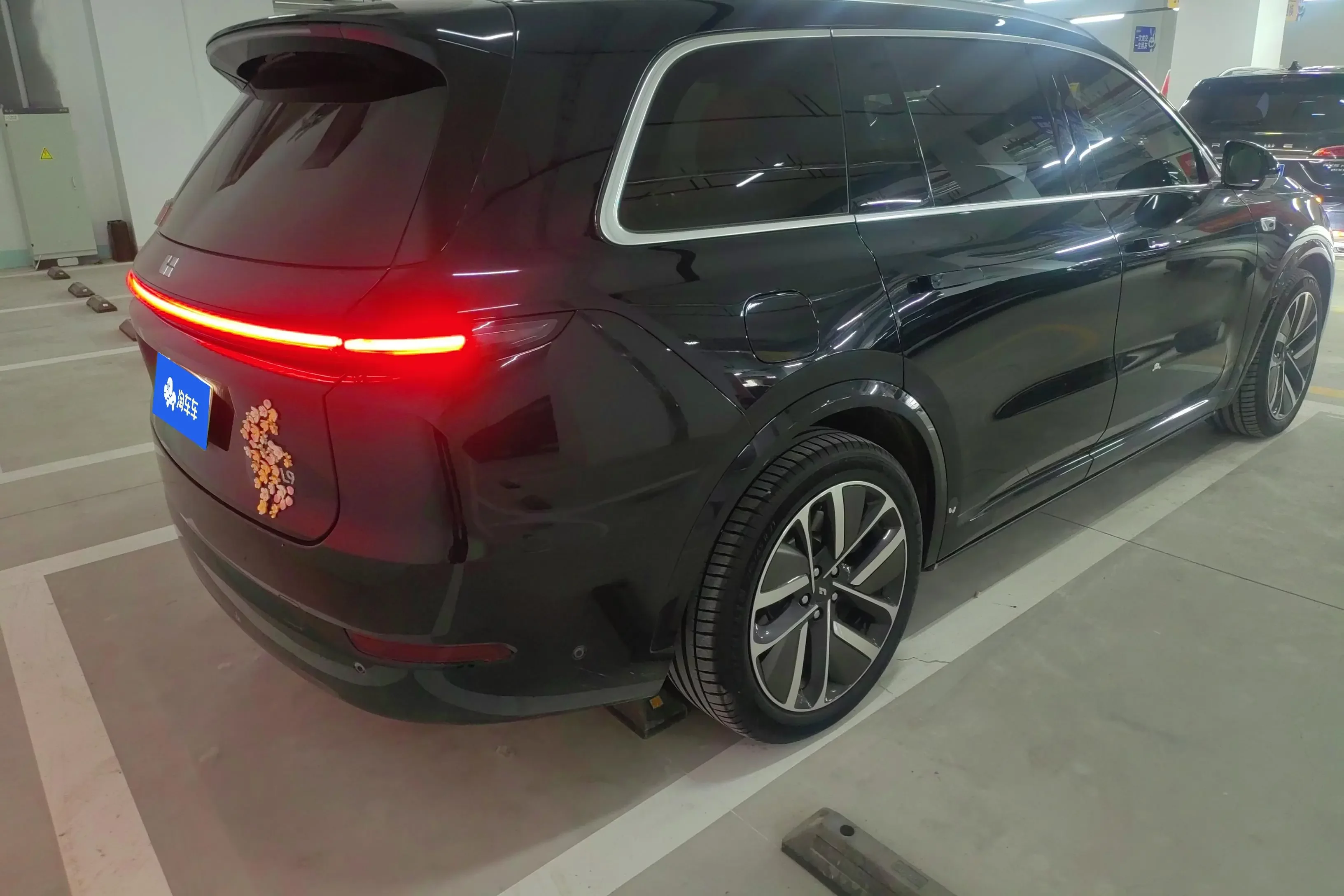 Lixiang L9