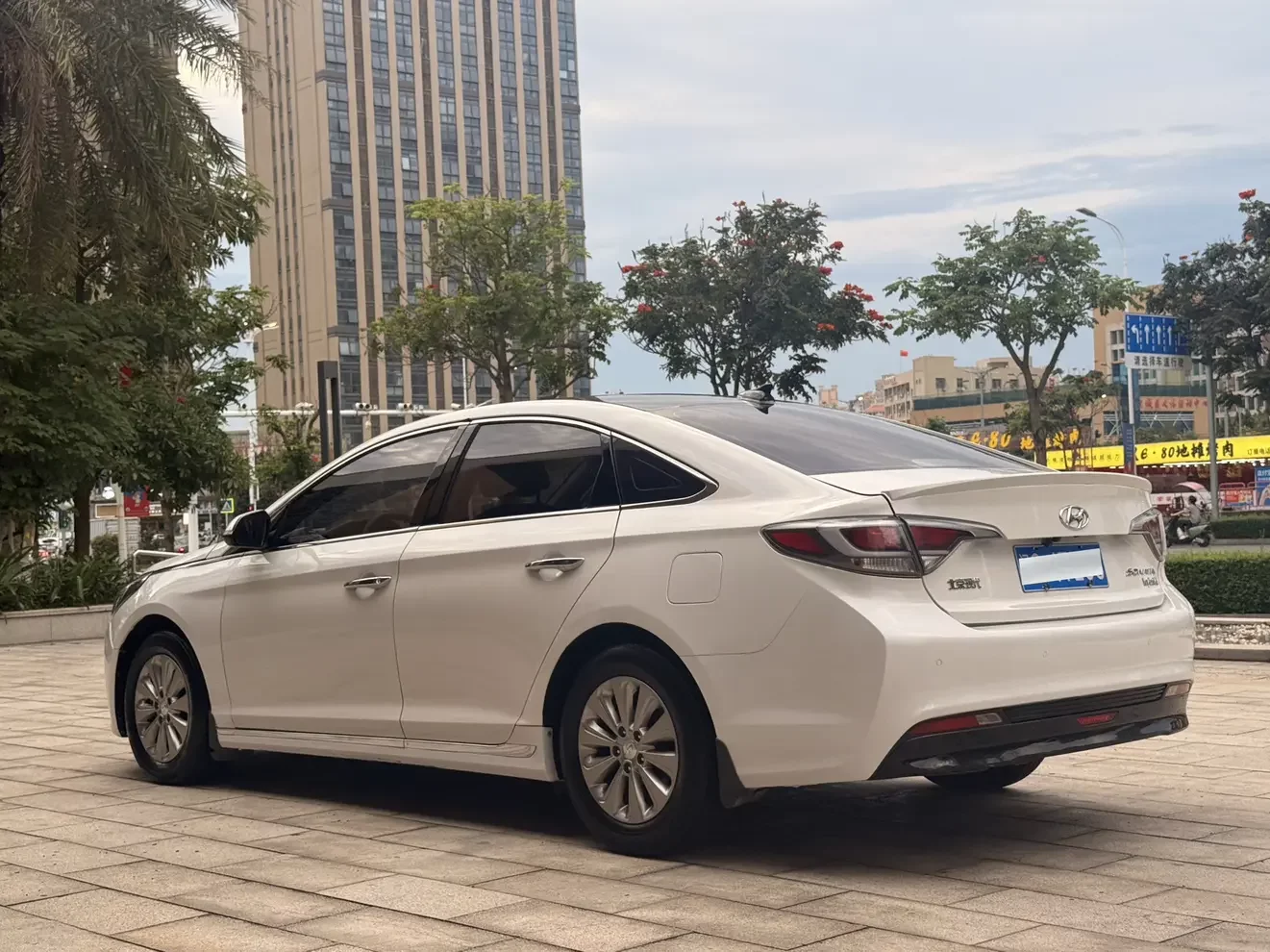 Hyundai sonata nine