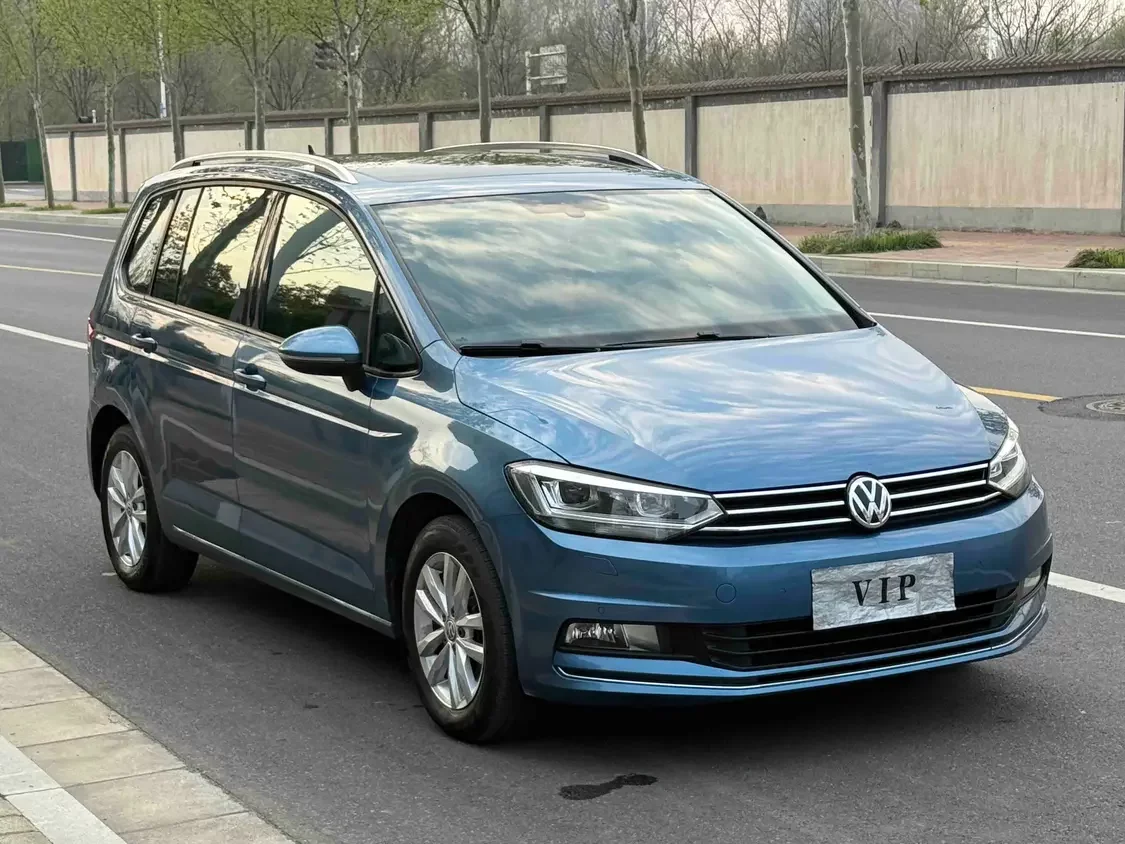 Volkswagen Touran L