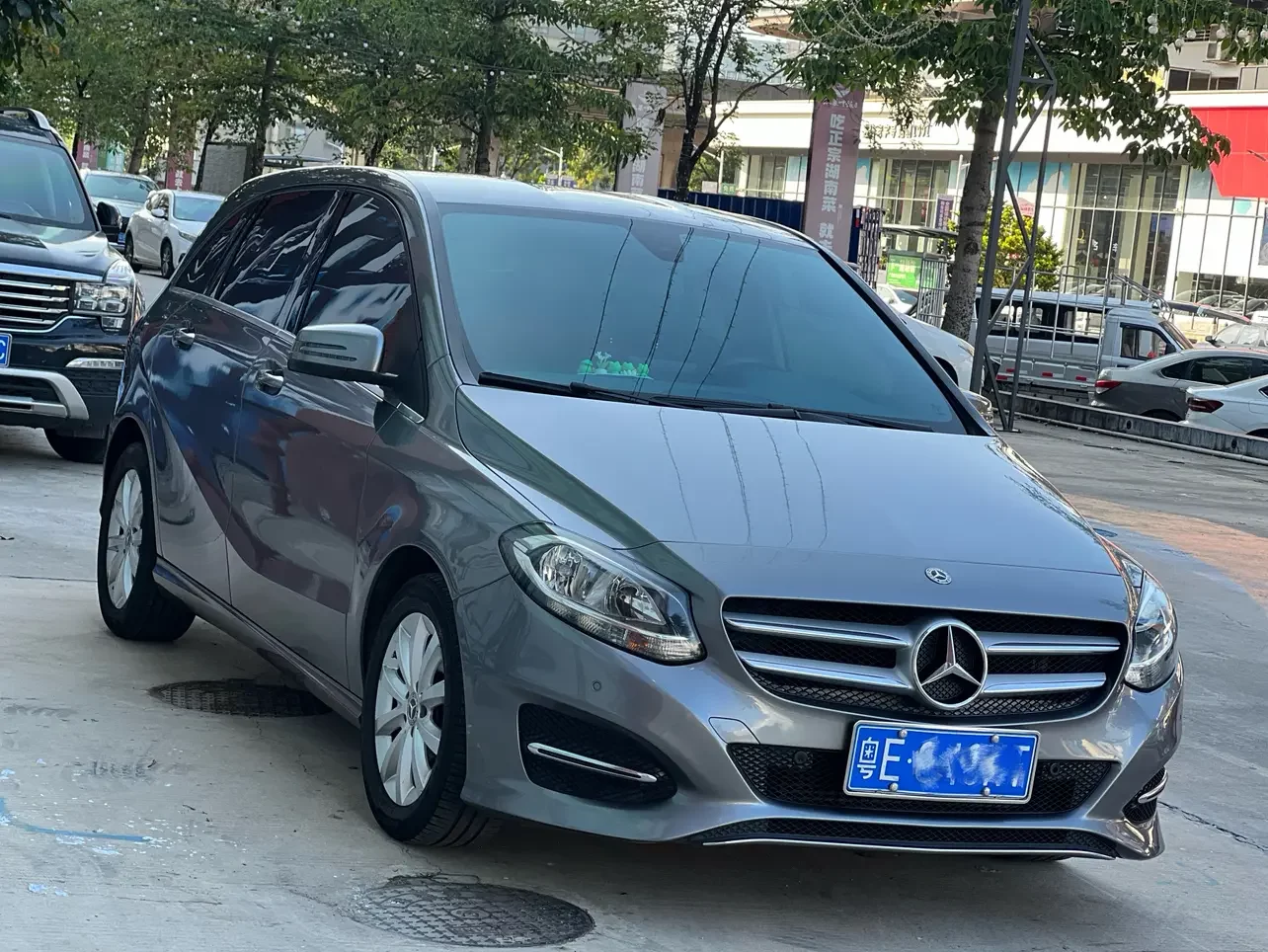 Mercedes-Benz B Class