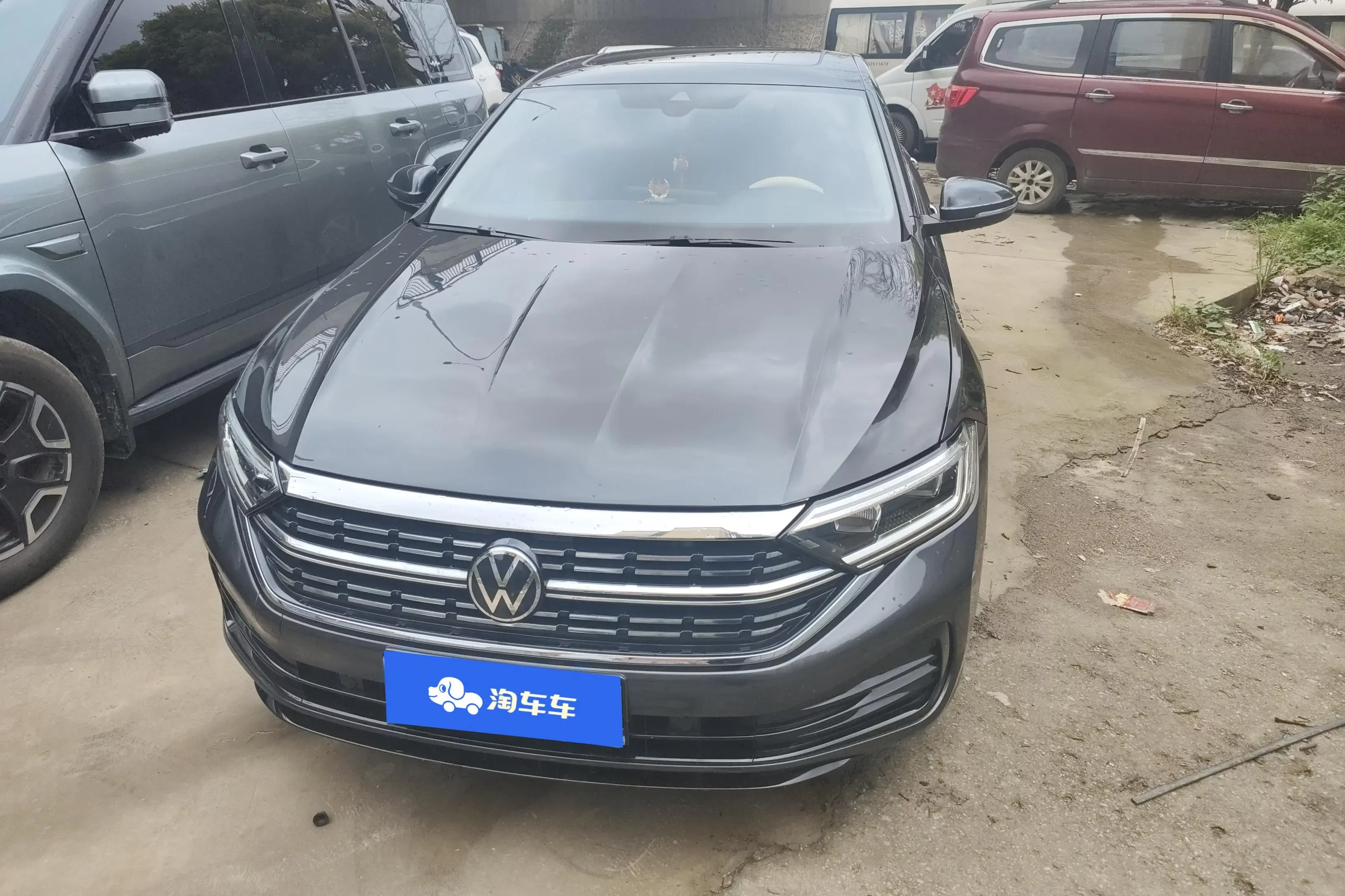 Volkswagen Sagitar