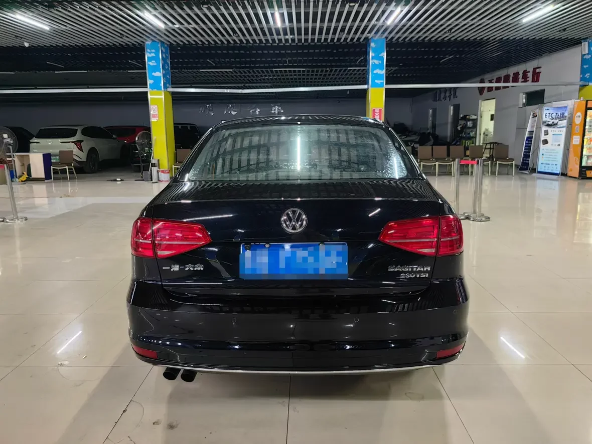 Volkswagen Sagitar