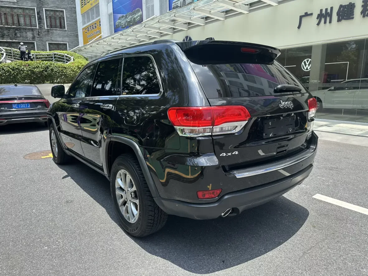 Jeep Grand Cherokee