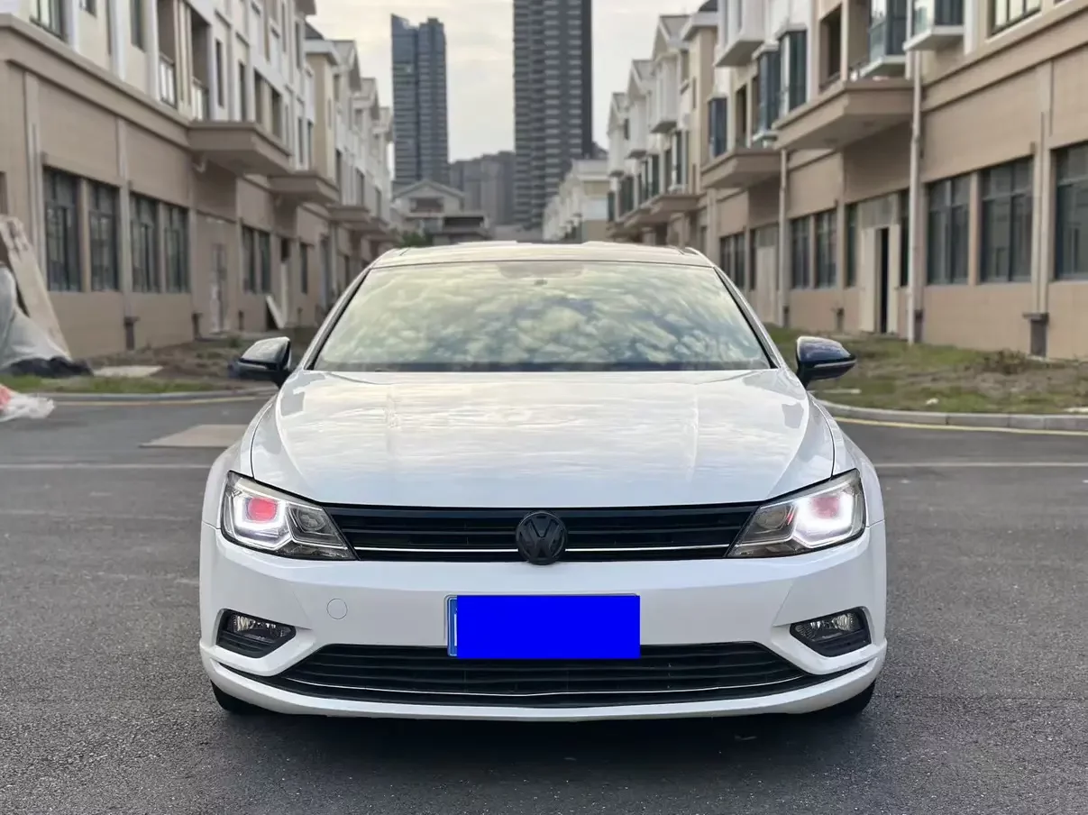 Volkswagen Lamando