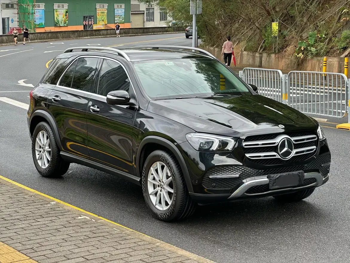 Mercedes-Benz GLE (Imported)