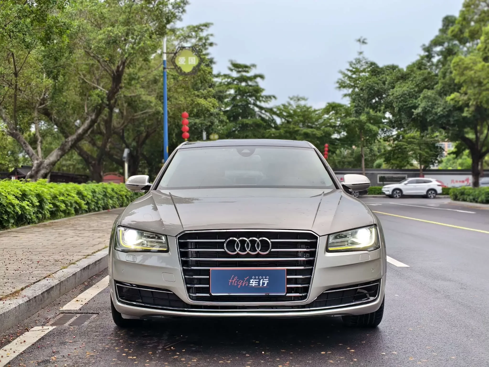 Audi A8