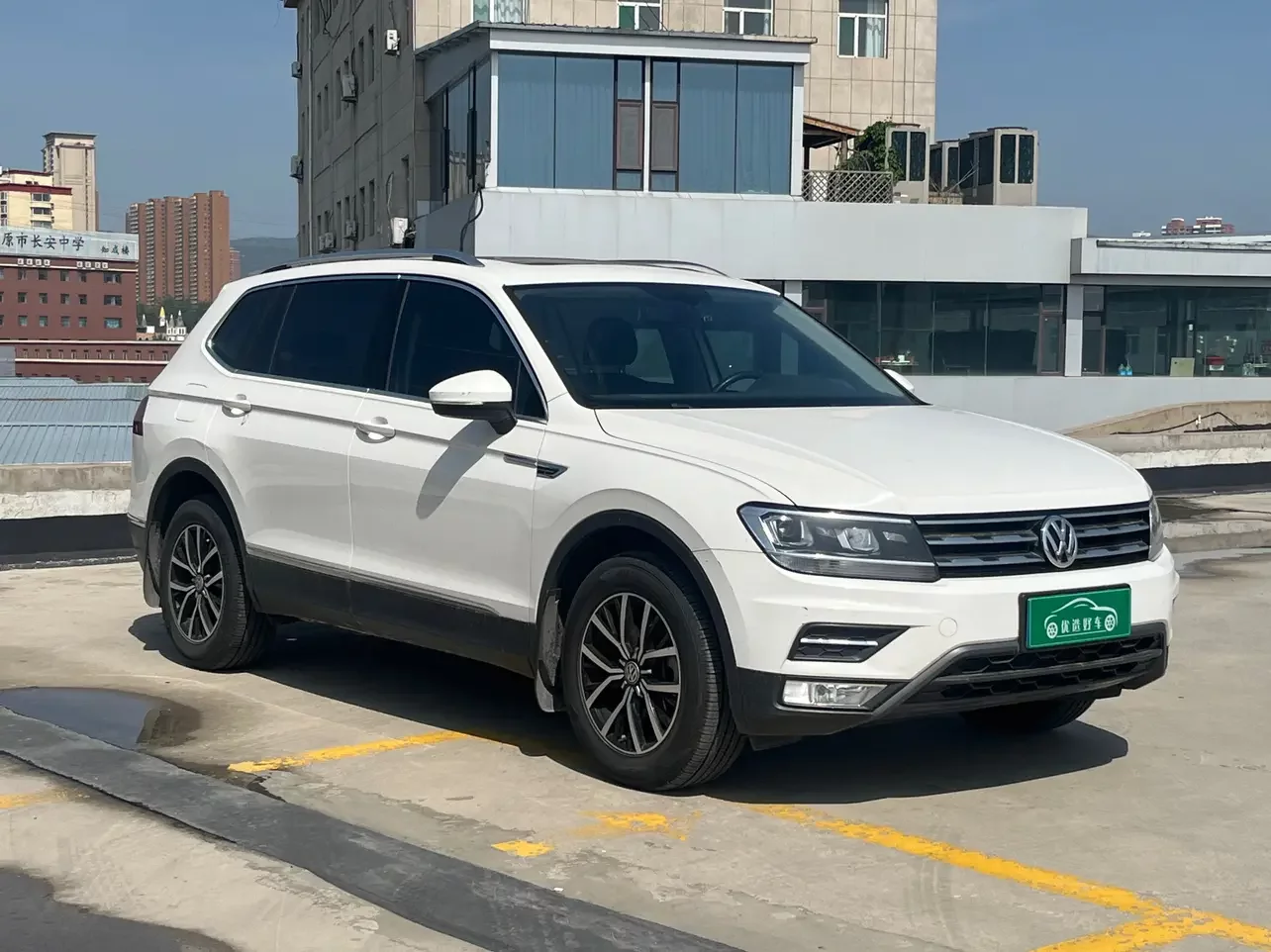 Volkswagen Tiguan L