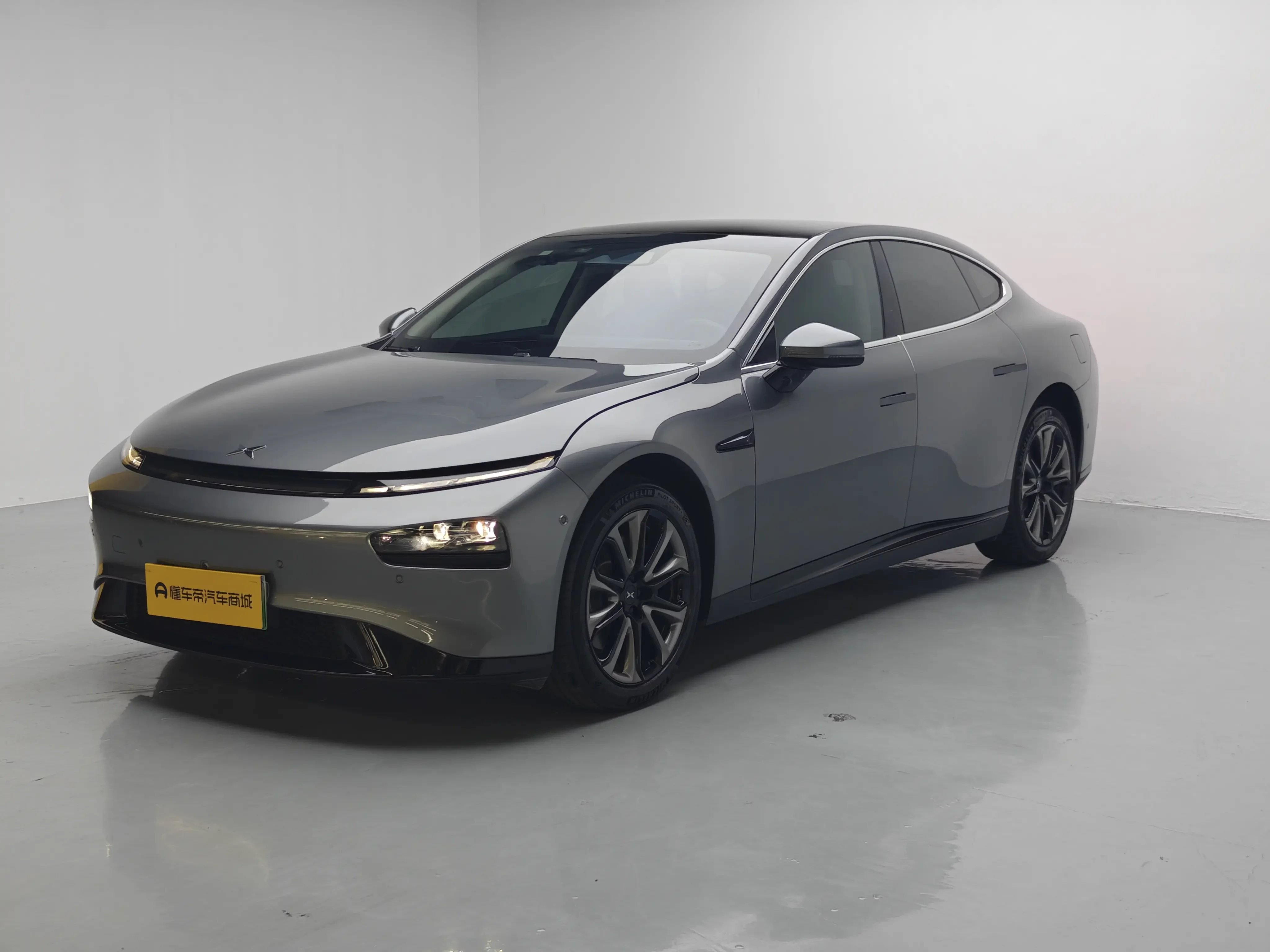 Xpeng P7