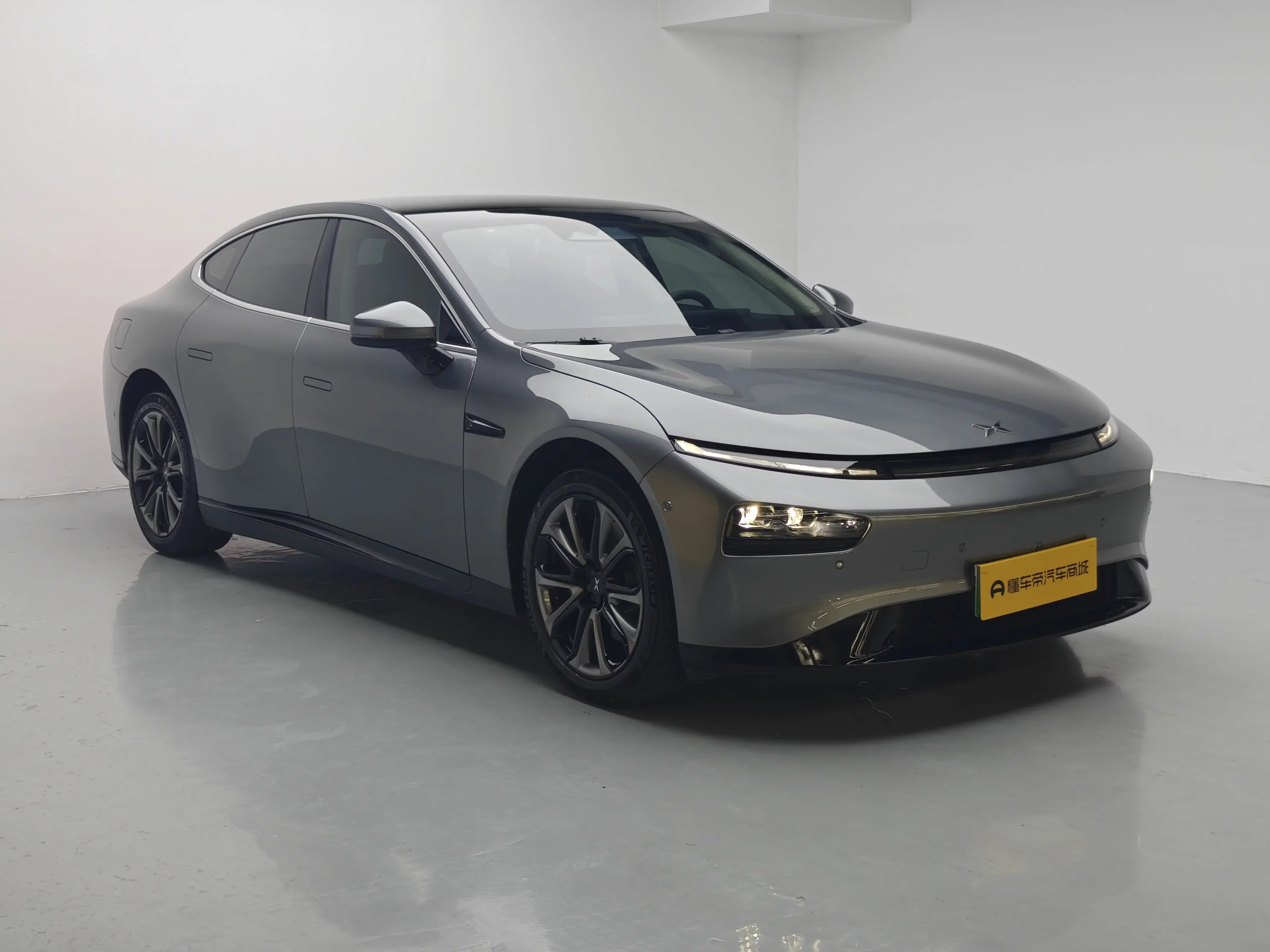 Xpeng P7