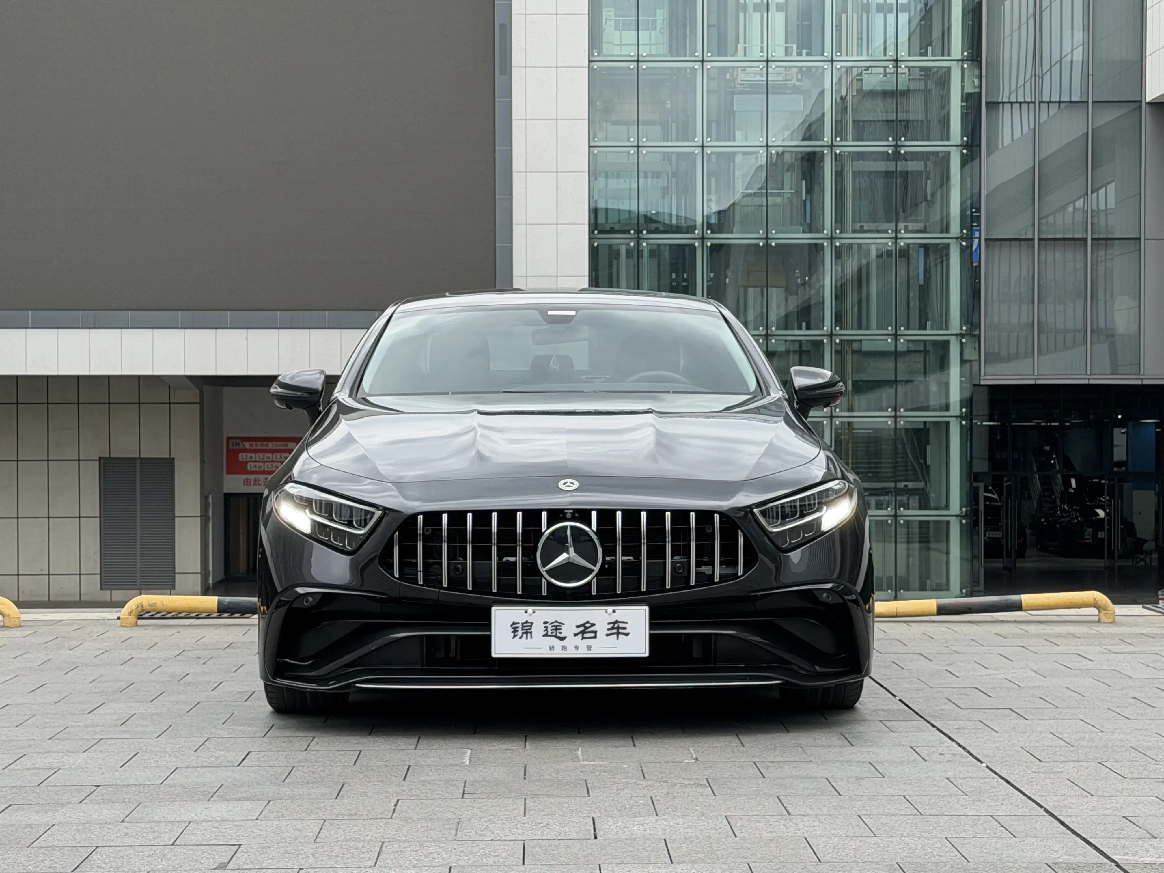 Mercedes-Benz CLS