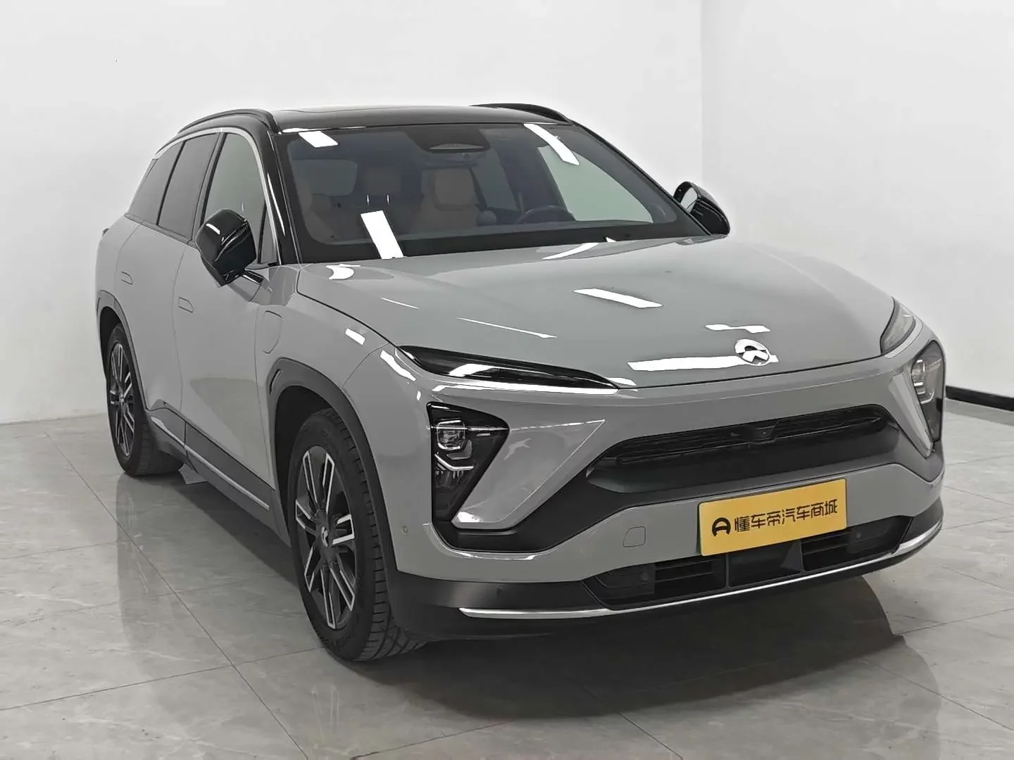 NIO ES6